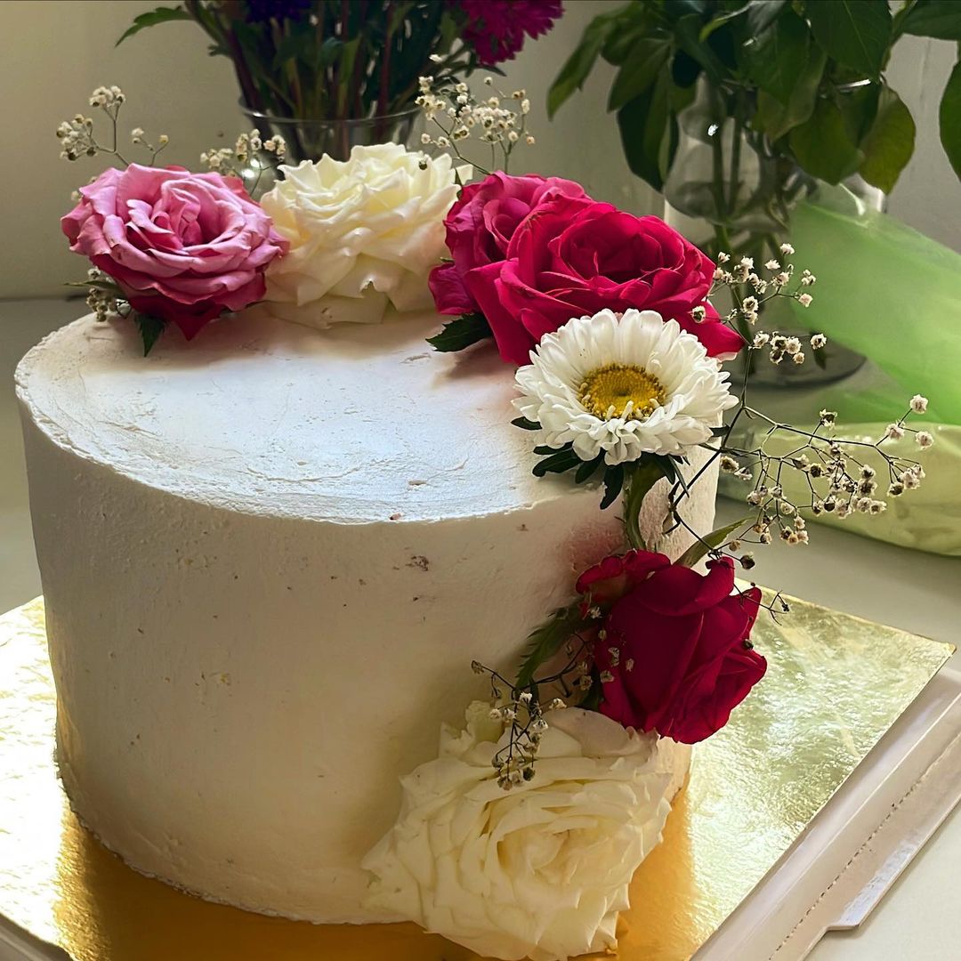 Flowers to say I love you and I want to spend the rest of my life with