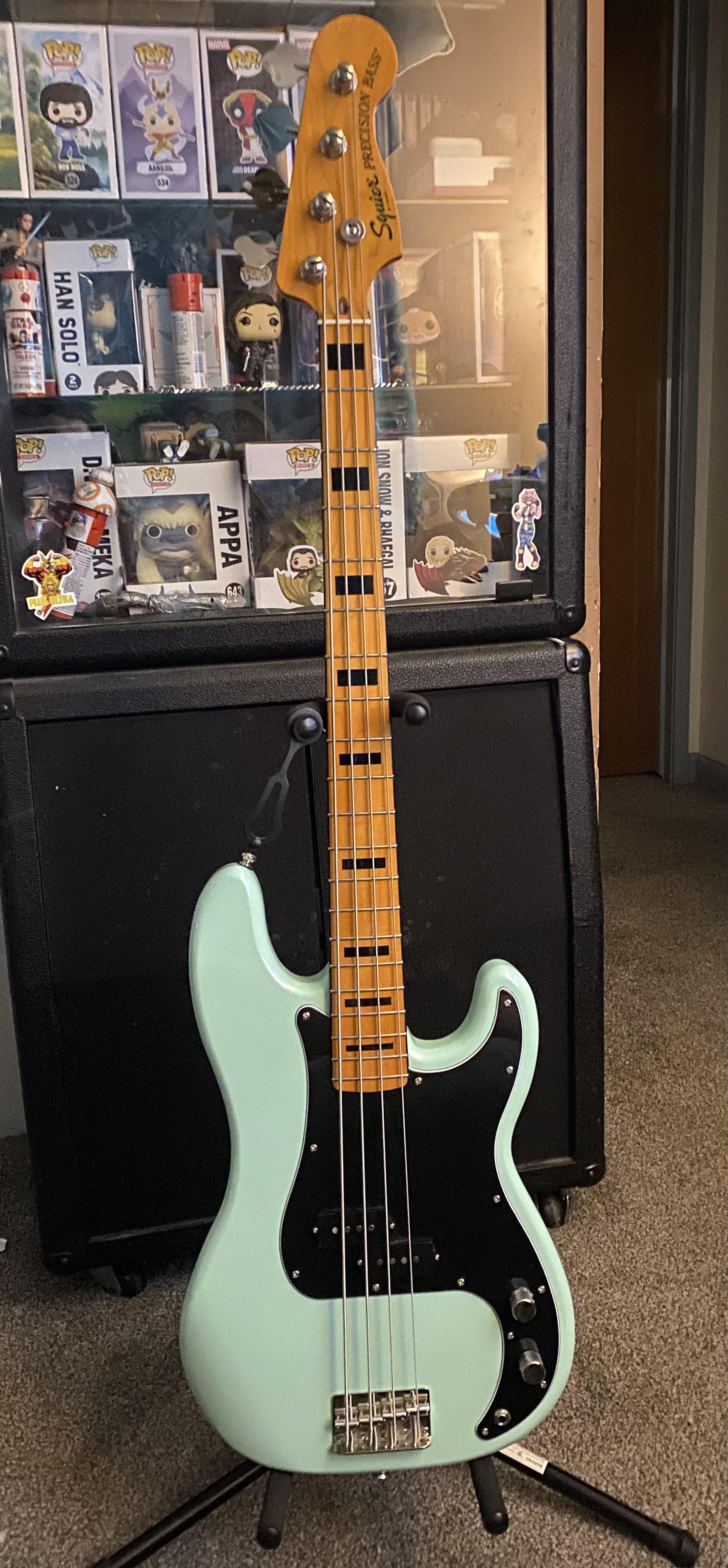 Squier by Fender Limited Edition Classic Vibe ‘70s Precision Bass in