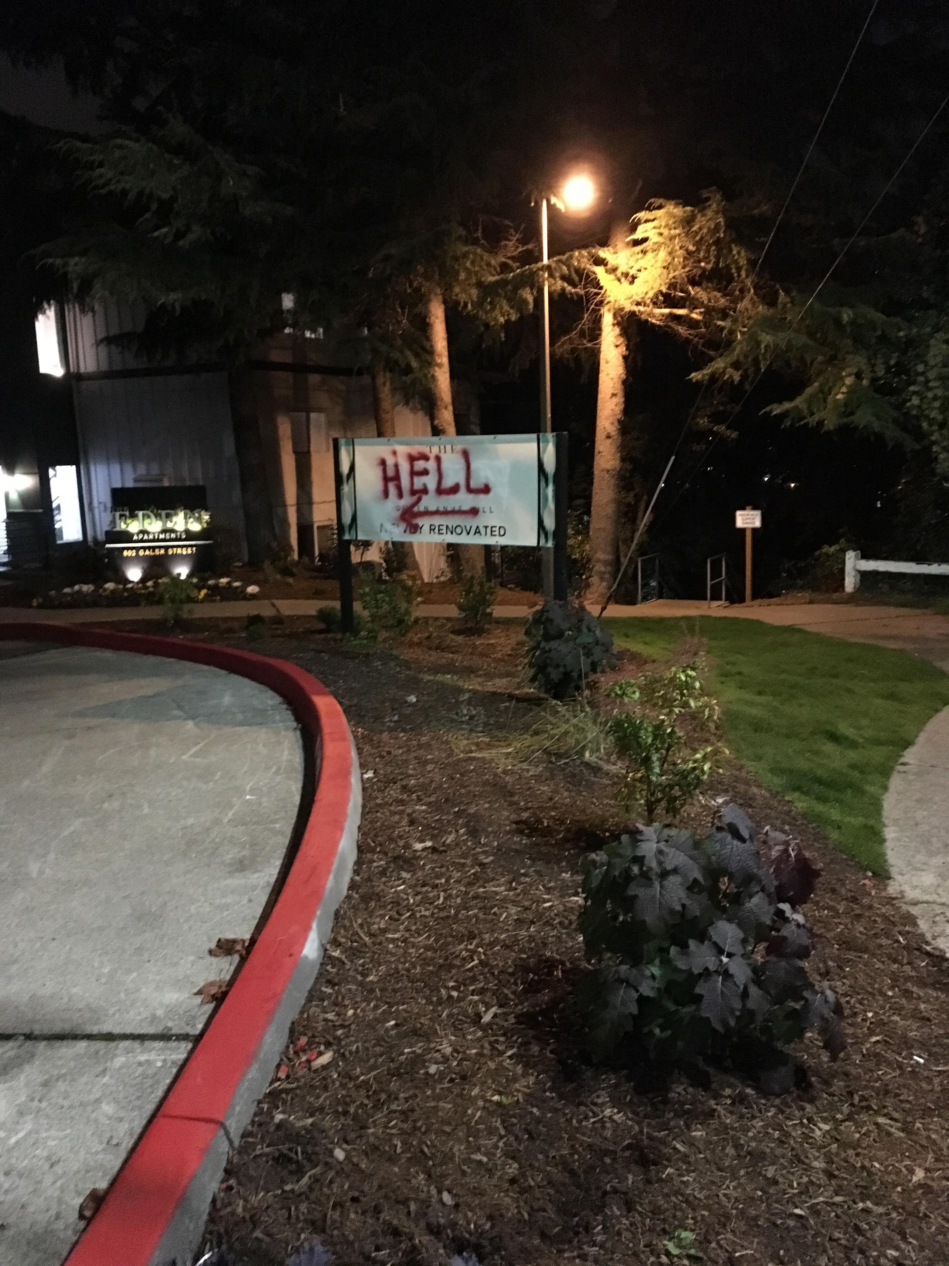 The eden apartments “ new sign” in Queen Anne r/SeattleWA