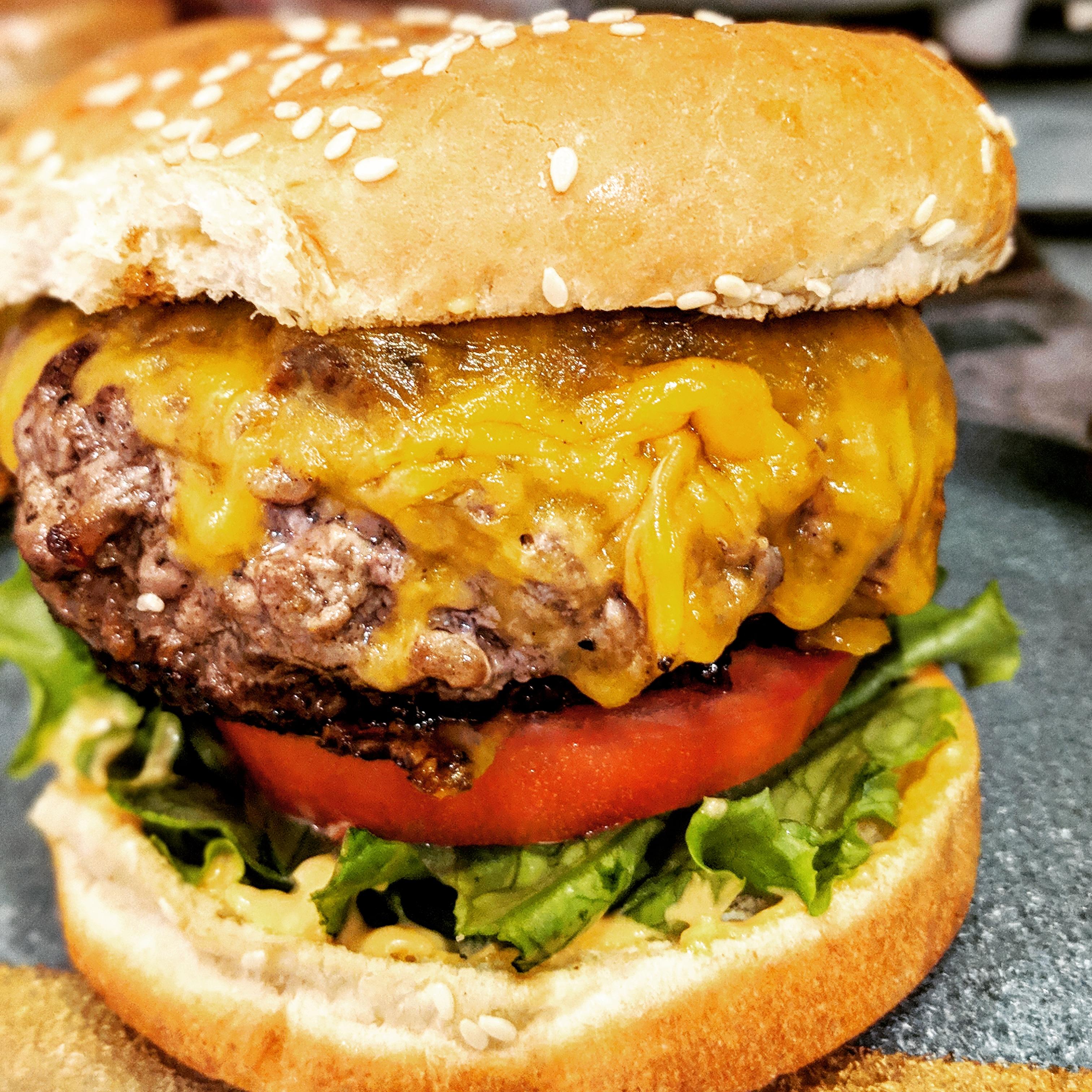 [Homemade] Dry aged burger r/food