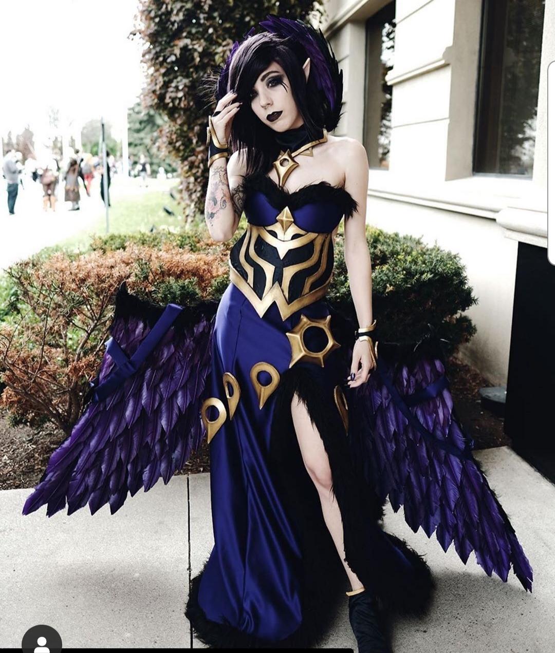 My best friend made a amazing cosplay from league of legends
