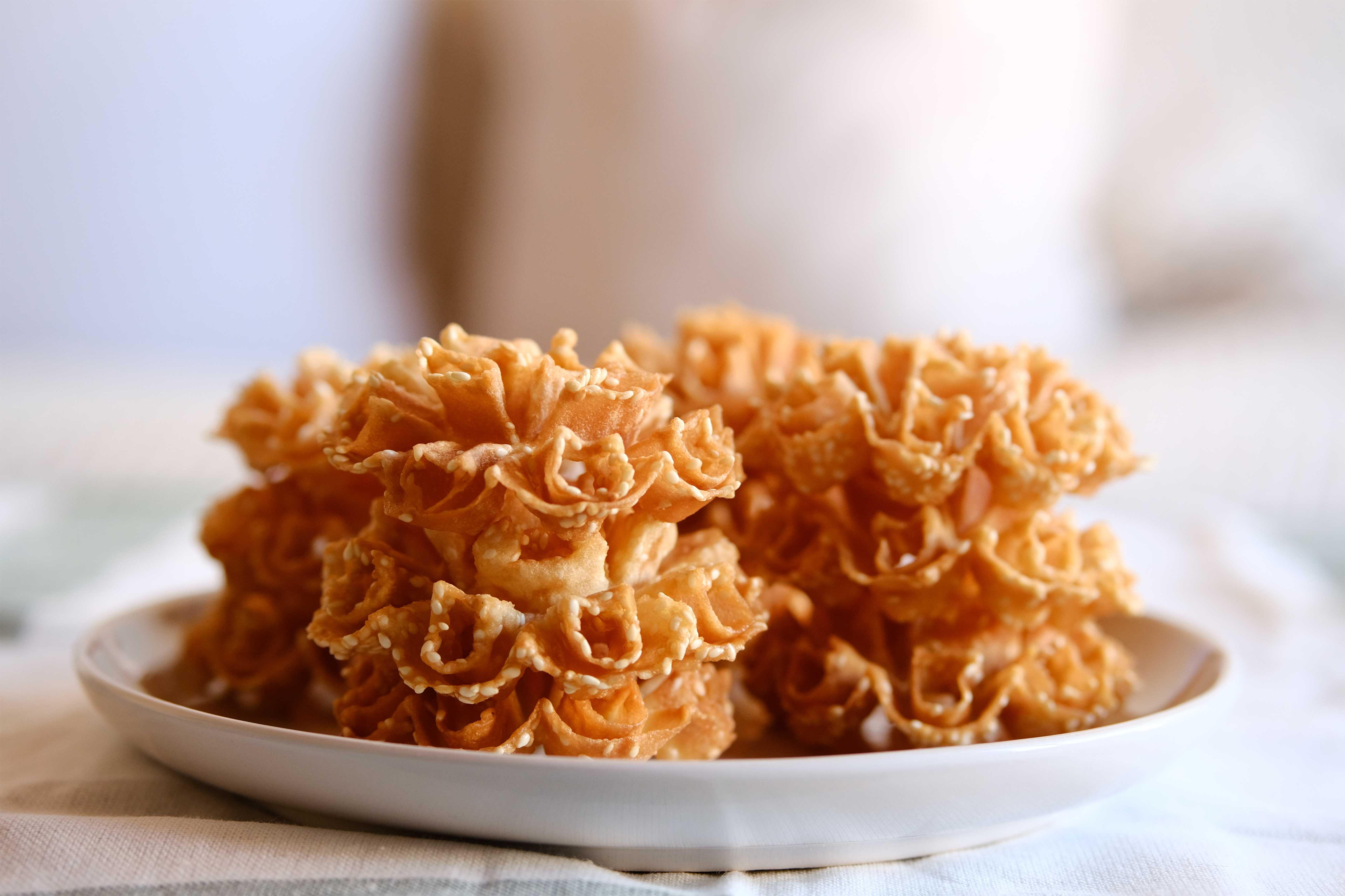 [Homemade]crispy thai coconut rice crackers r/food
