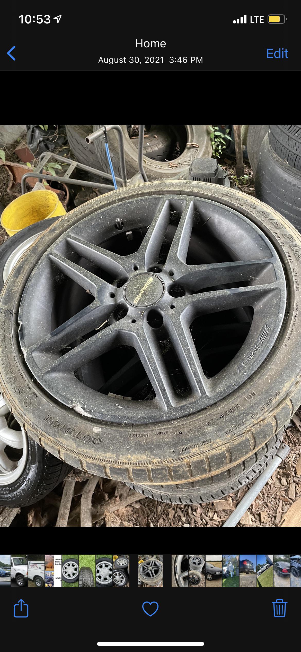 does anyone know what wheels these are? Wheels