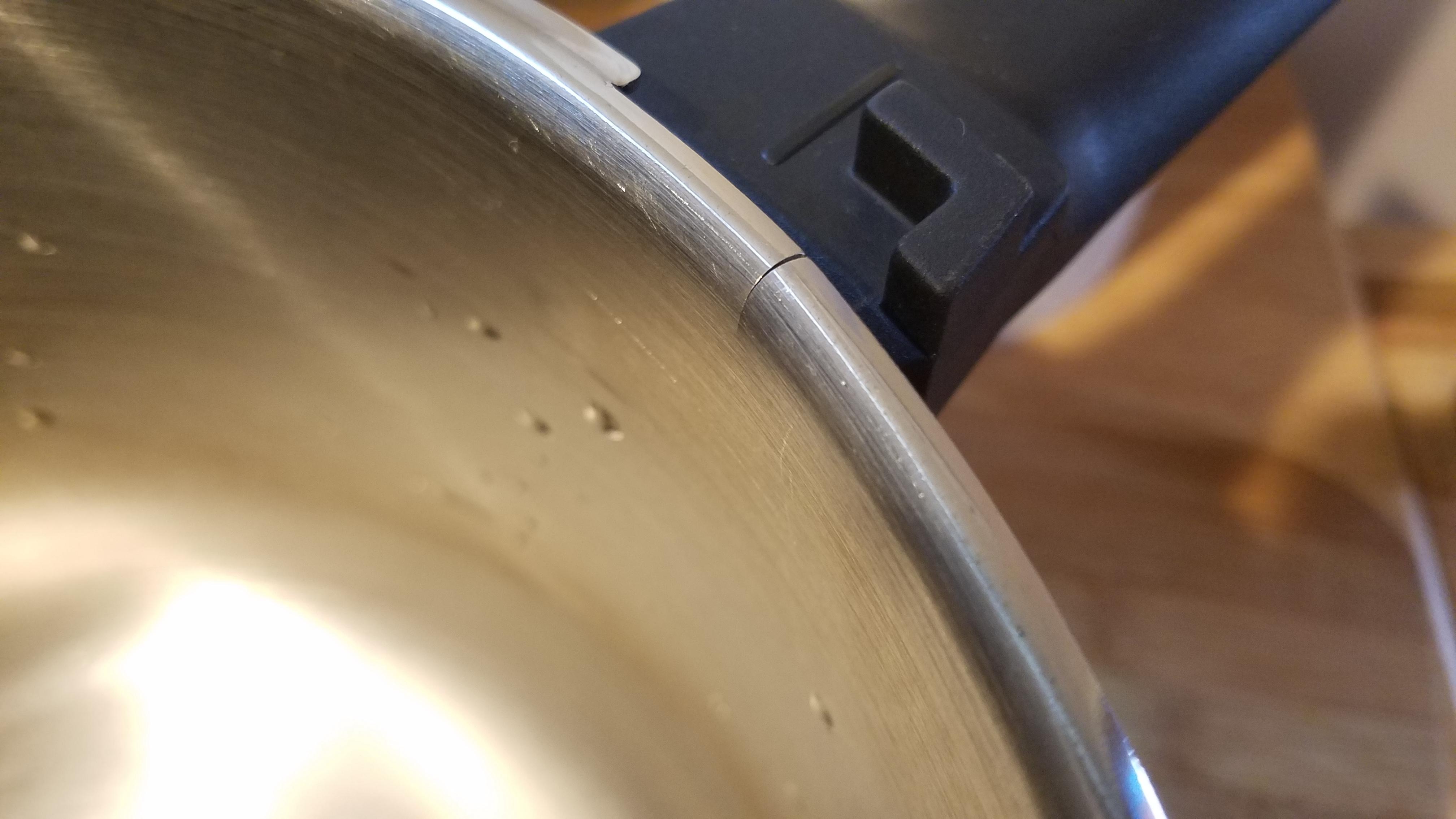 After 6 years my Fagor pressure cooker has cracked. r/PressureCooking