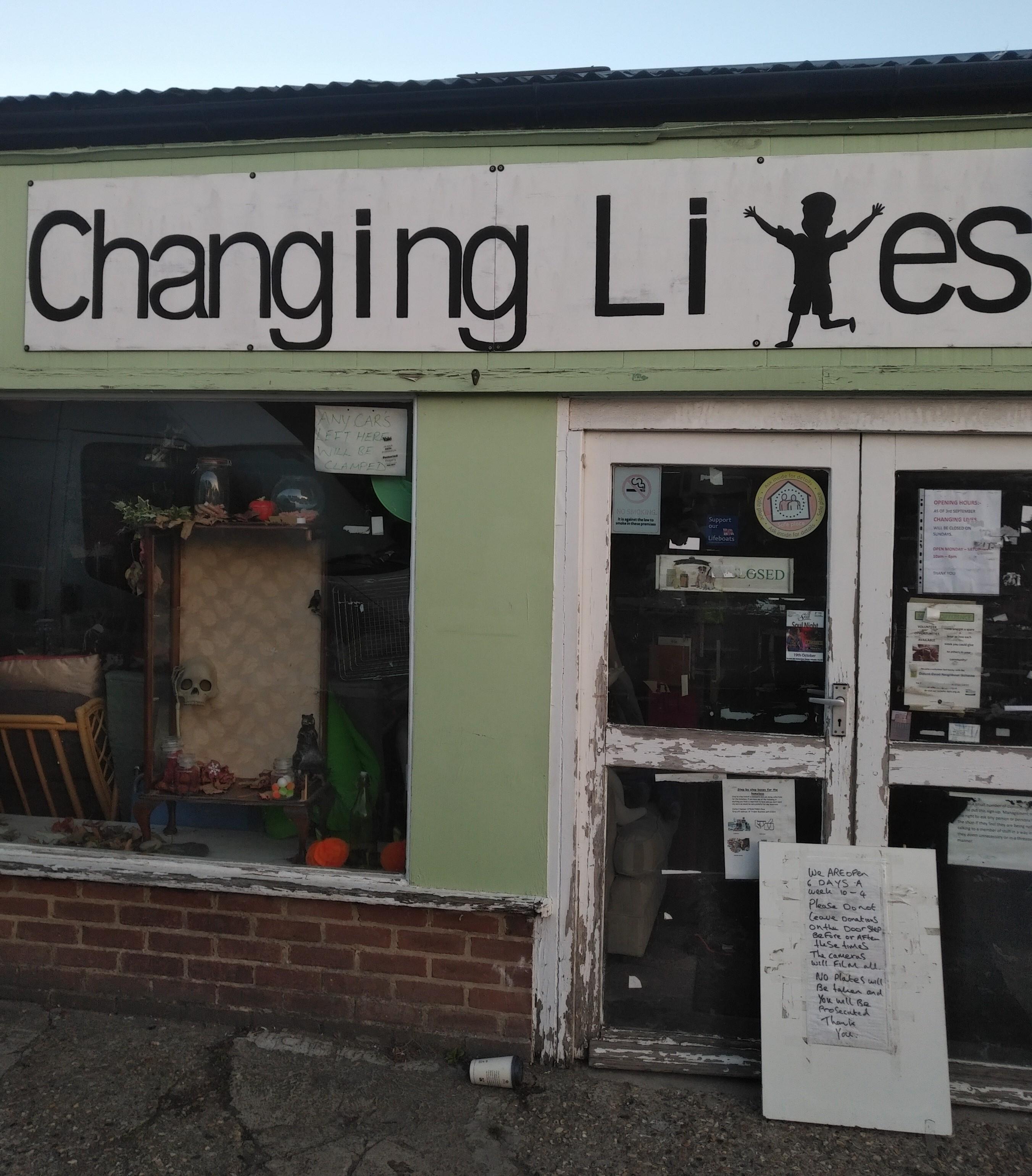 Changing Lies secondhand shop in Didcot, Oxfordshire, UK r/CrappyDesign