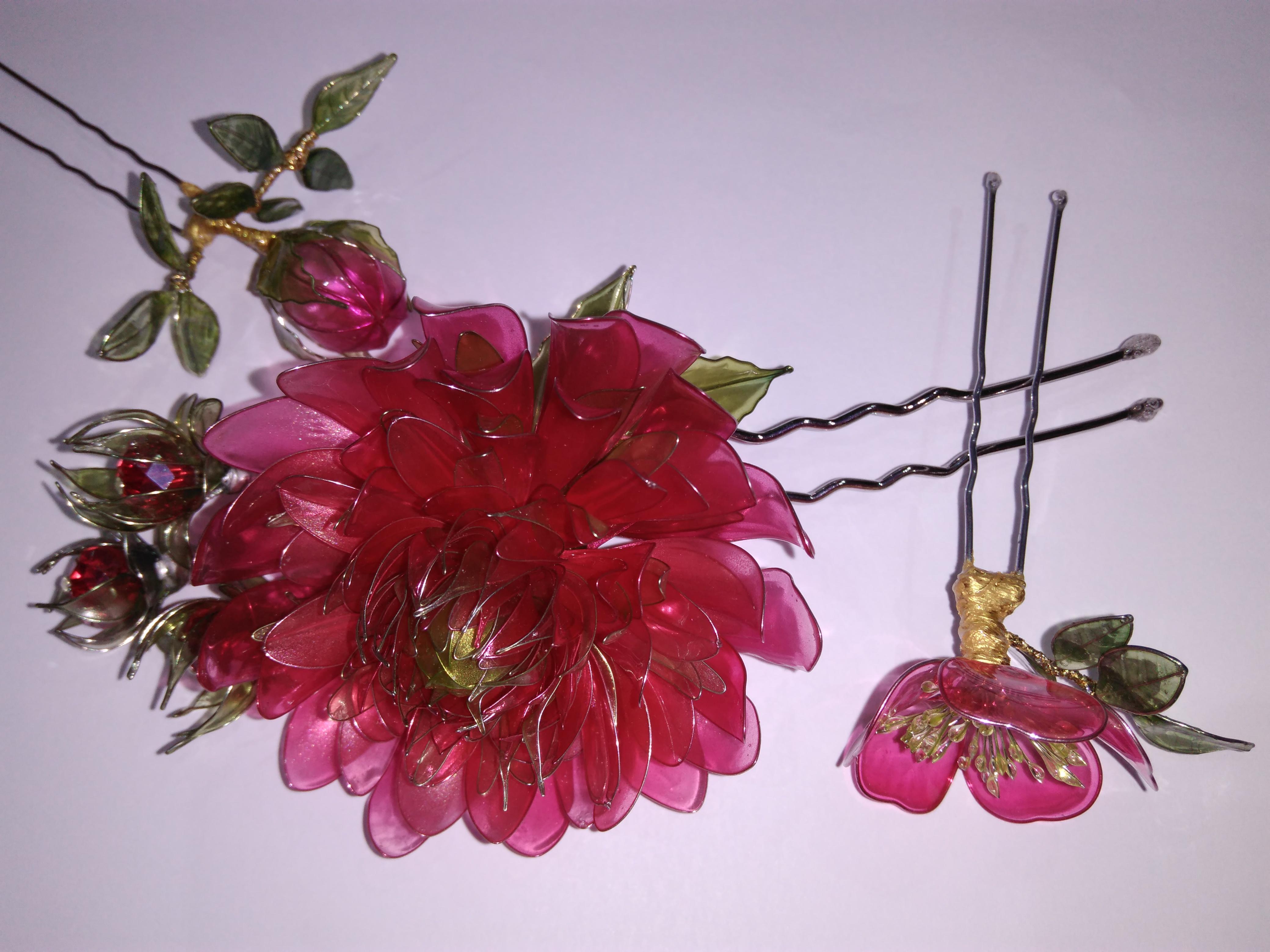 Beautiful resin flowers hair accessories r/ArtisanGifts