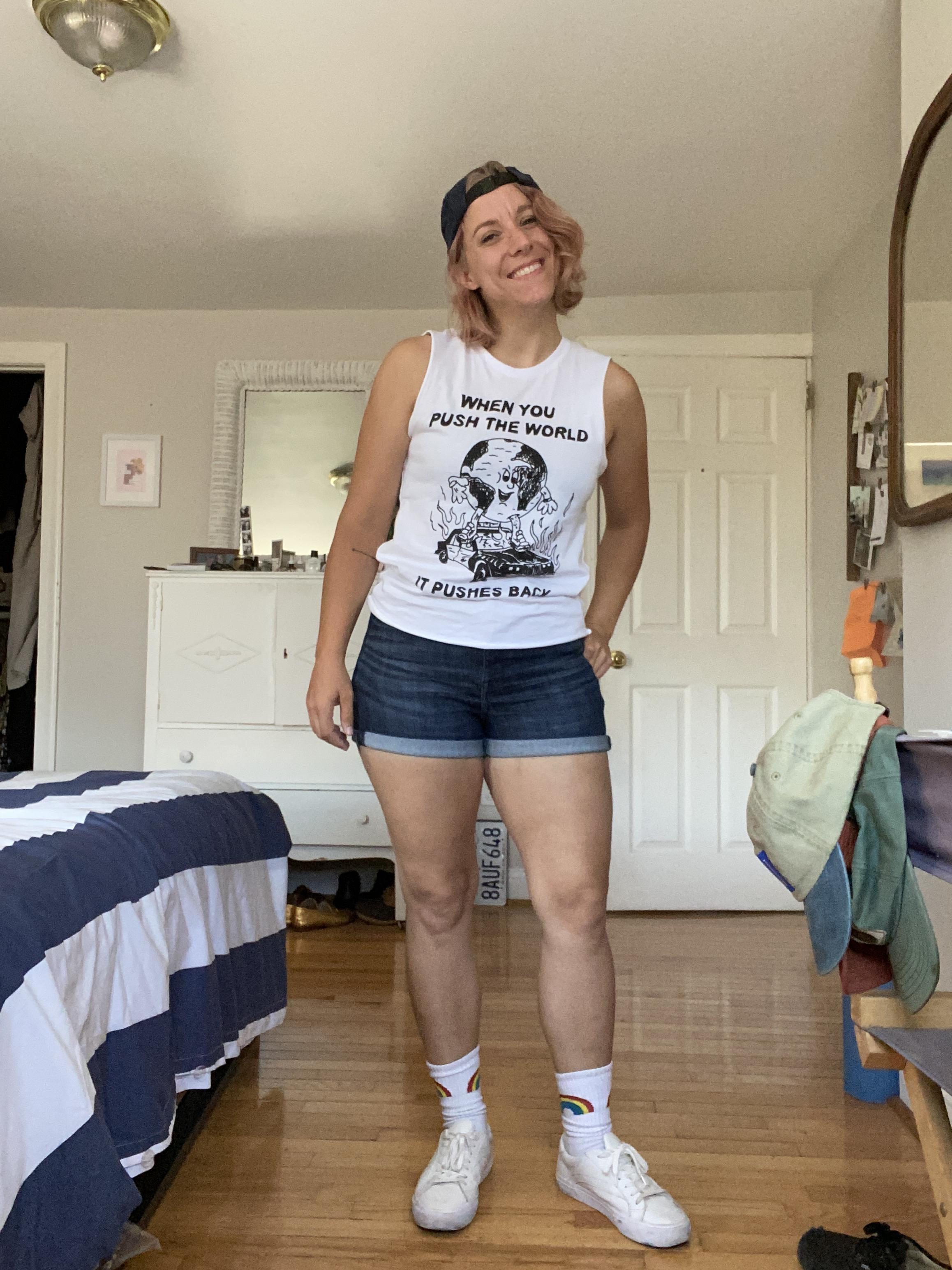 I’ve reached the point in gay summer where I wanna cut the sleeves off