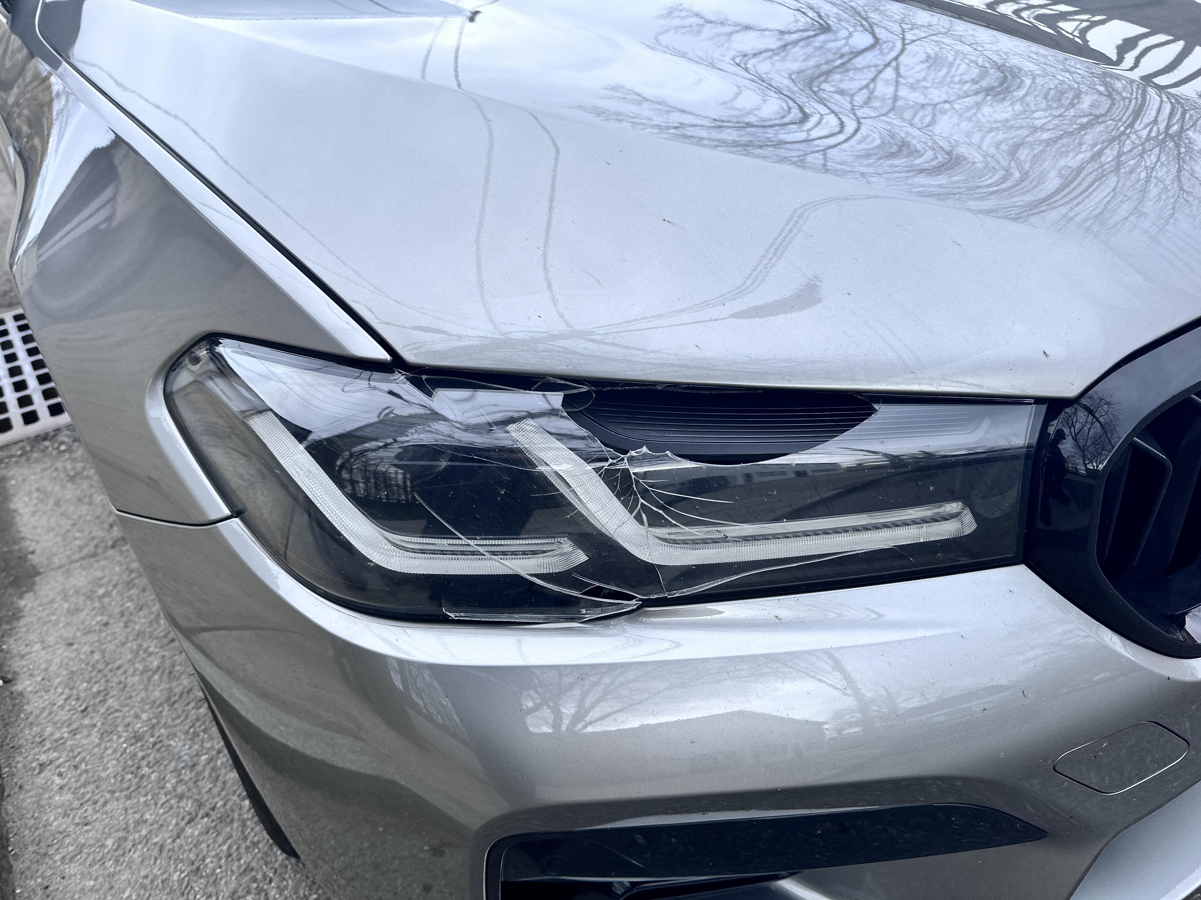 Replacing cracked headlight : BmwTech