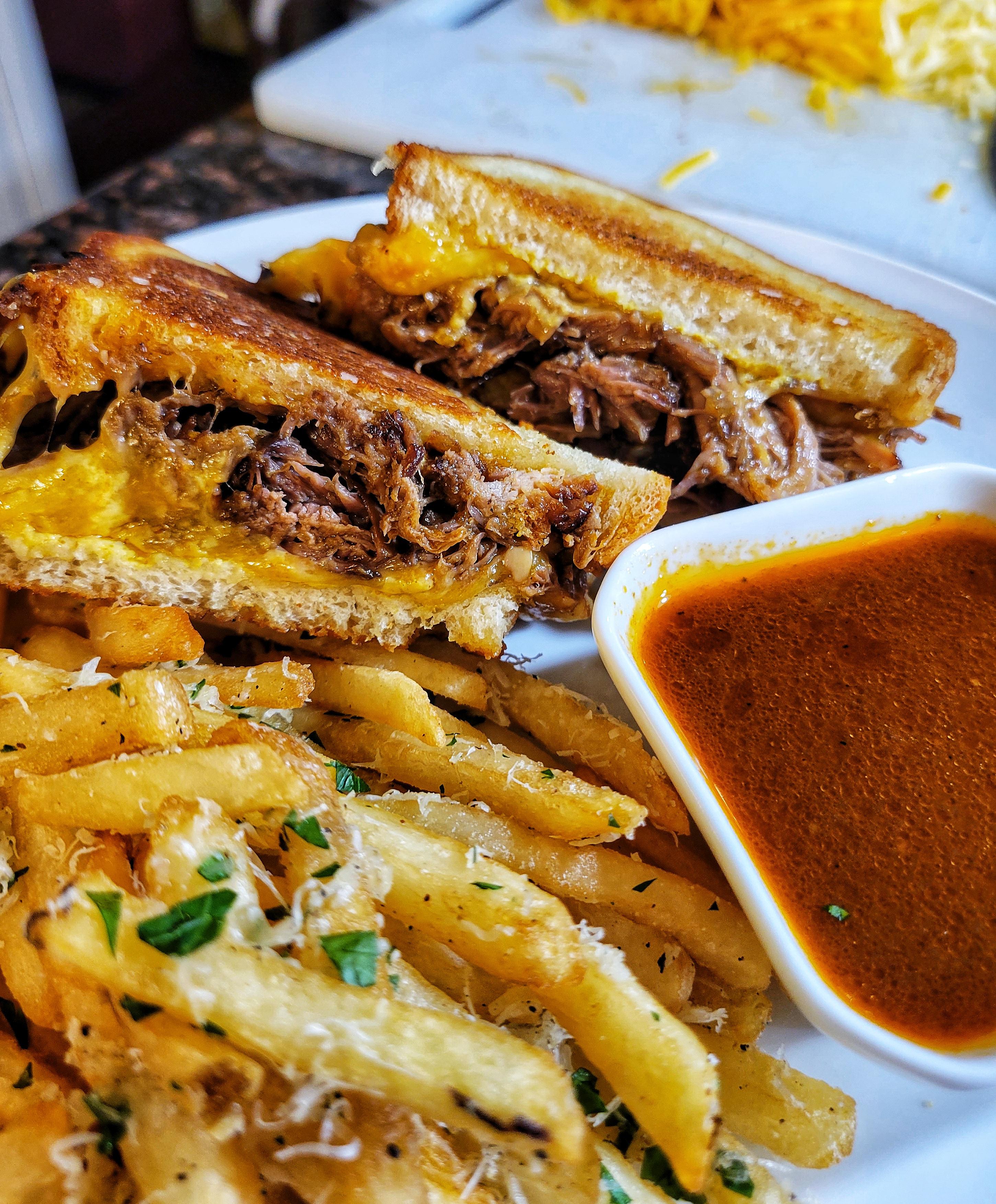 [homemade] Short rib grilled cheese, au jus, and garlic parmesan fries with truffle oil. r/food