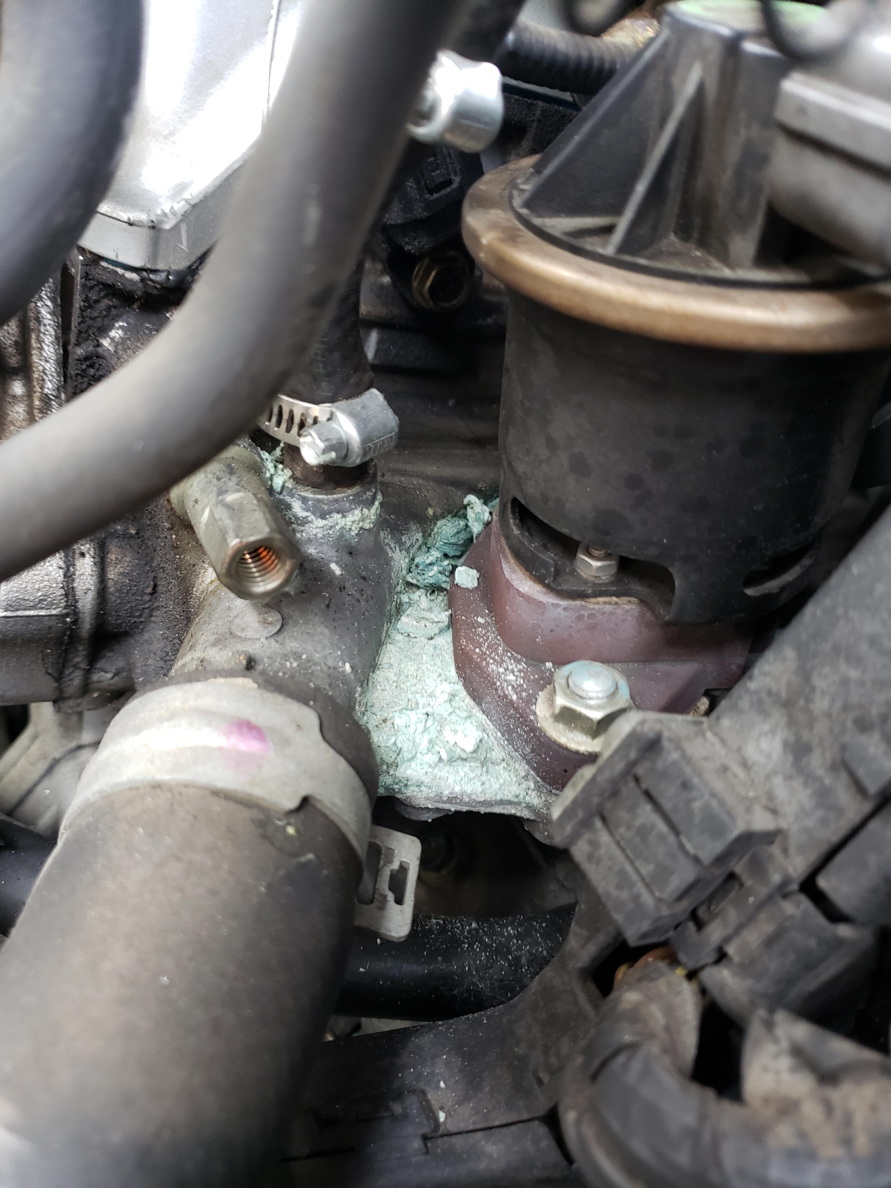 Coolant leak? : r/MechanicAdvice