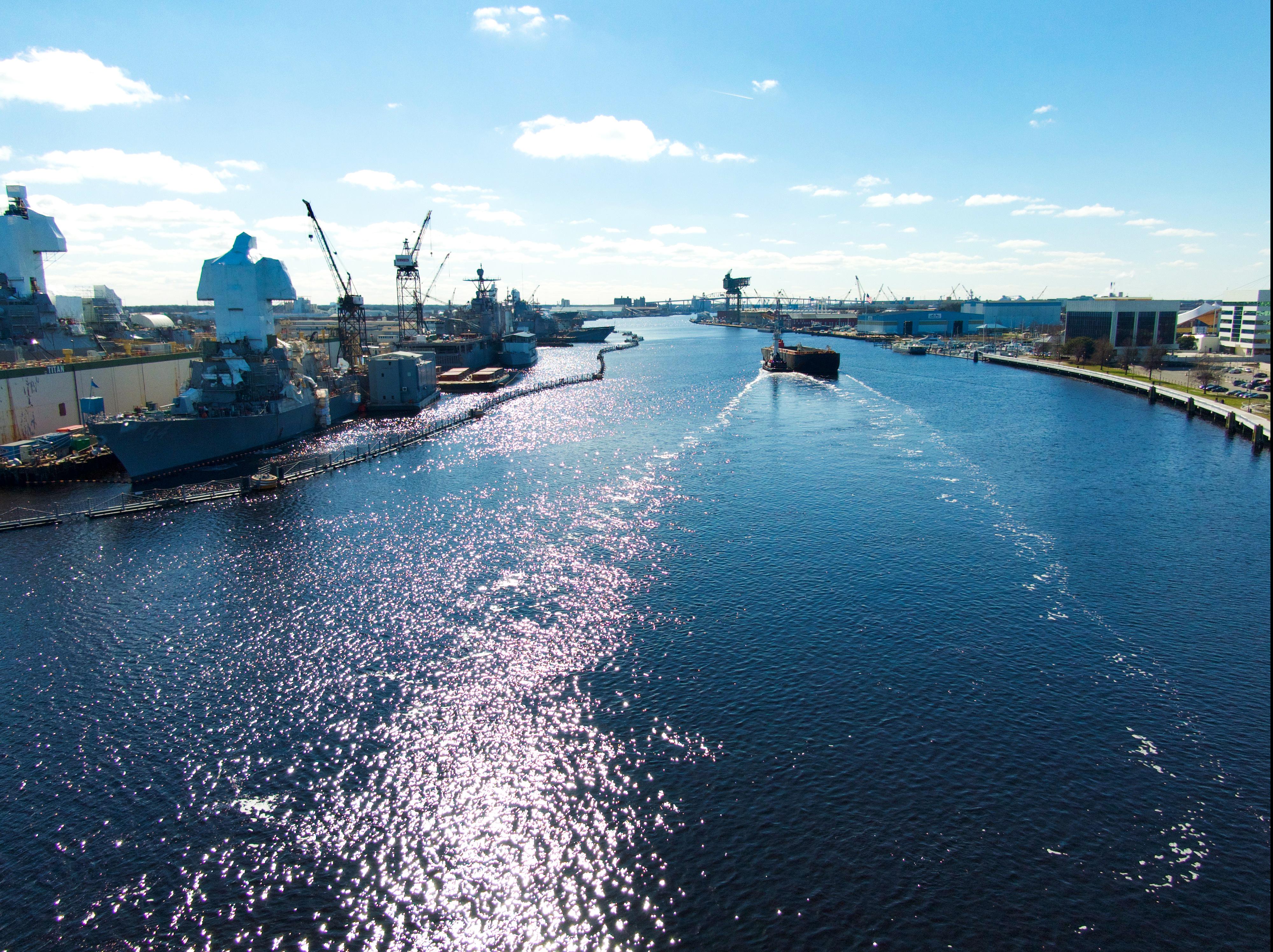 The Elizabeth River is always busy in Virginia. r/djimavic