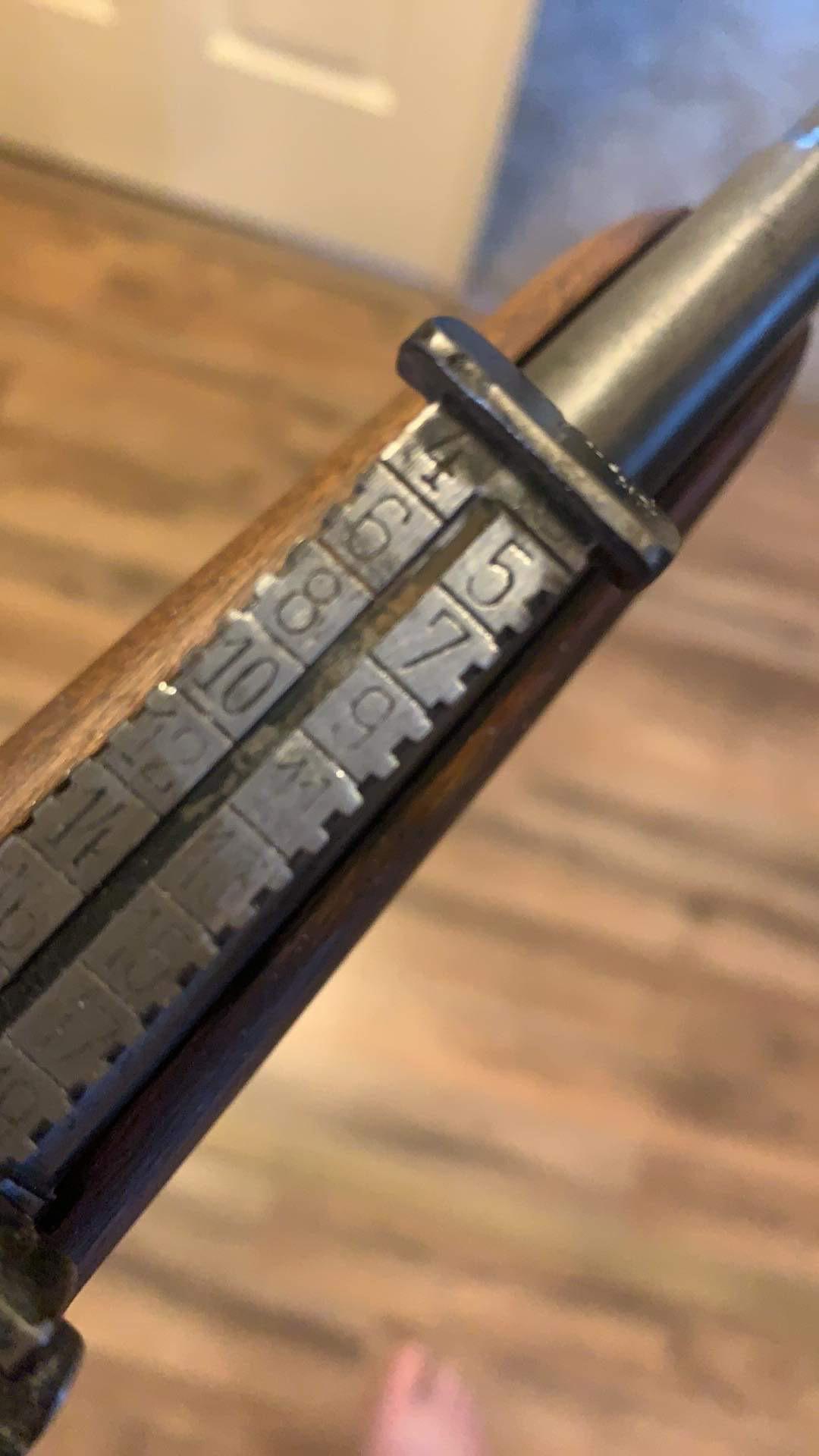 How do you use a ww2 adjustable sight