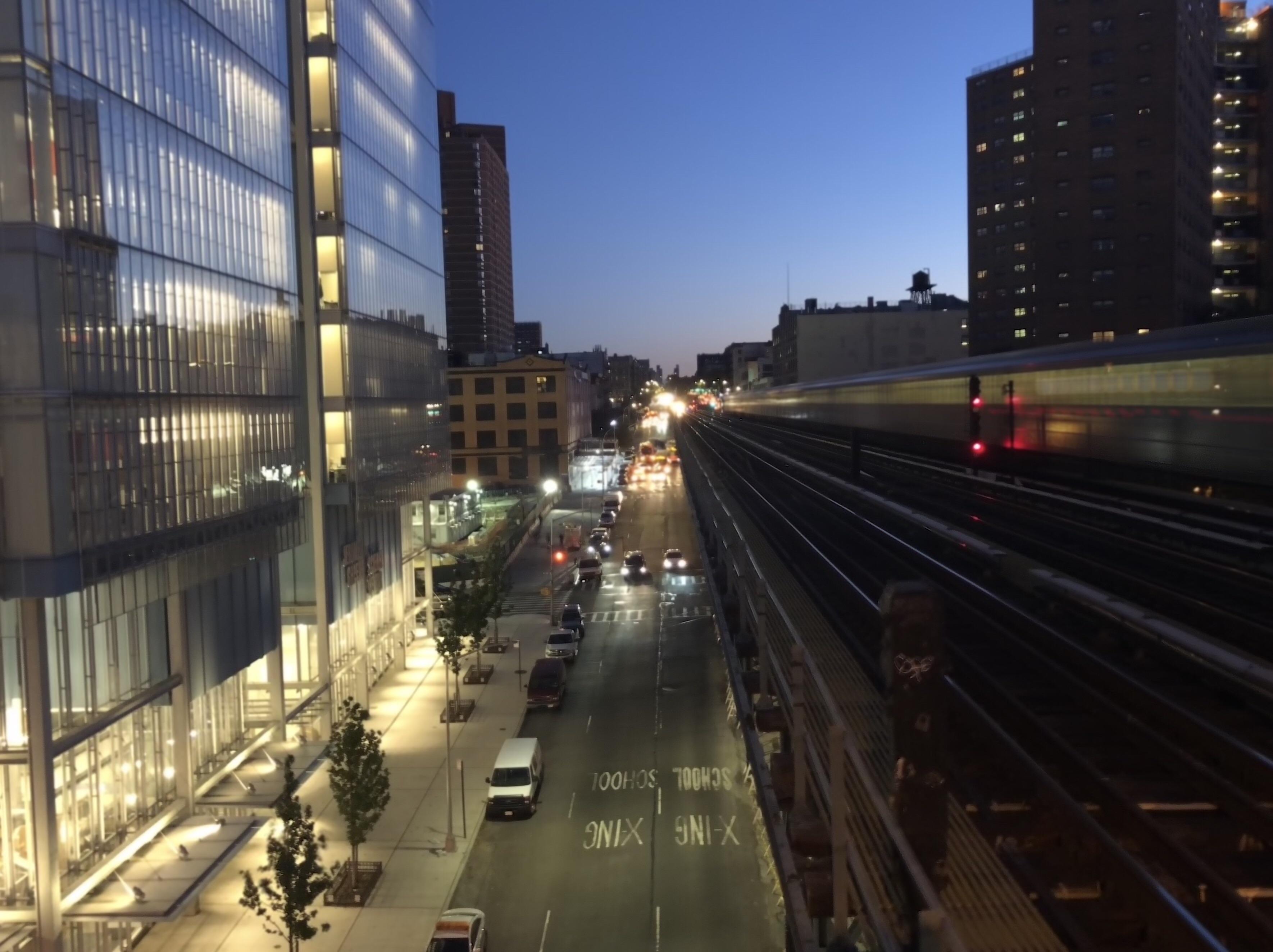 Manhattan Valley along the 1 r/nycrail