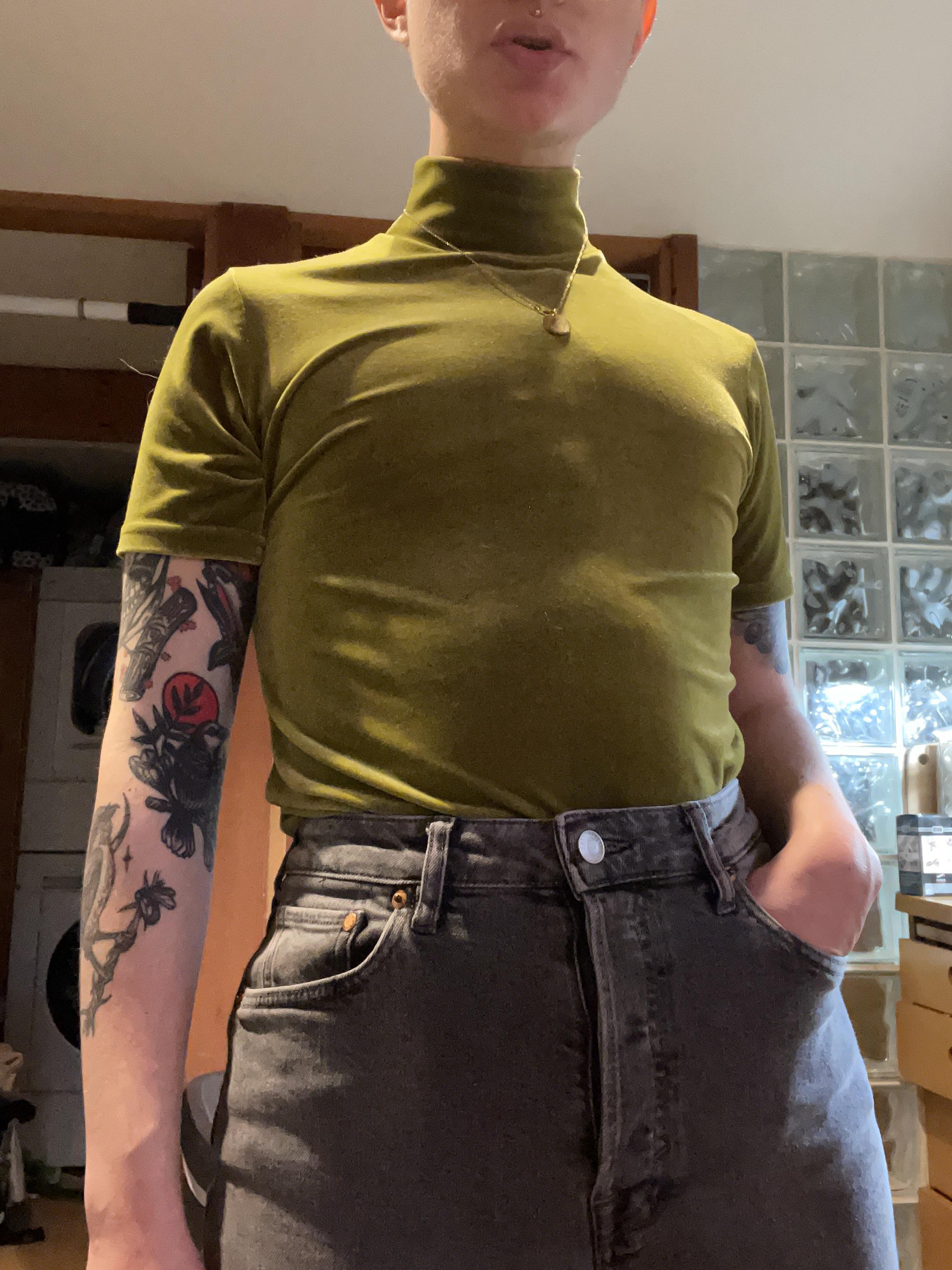 Yet another top that looks better posttop surgery r/NonBinary