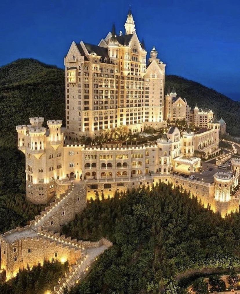 Five stars hotel in China r/LuxuryLifeHabits