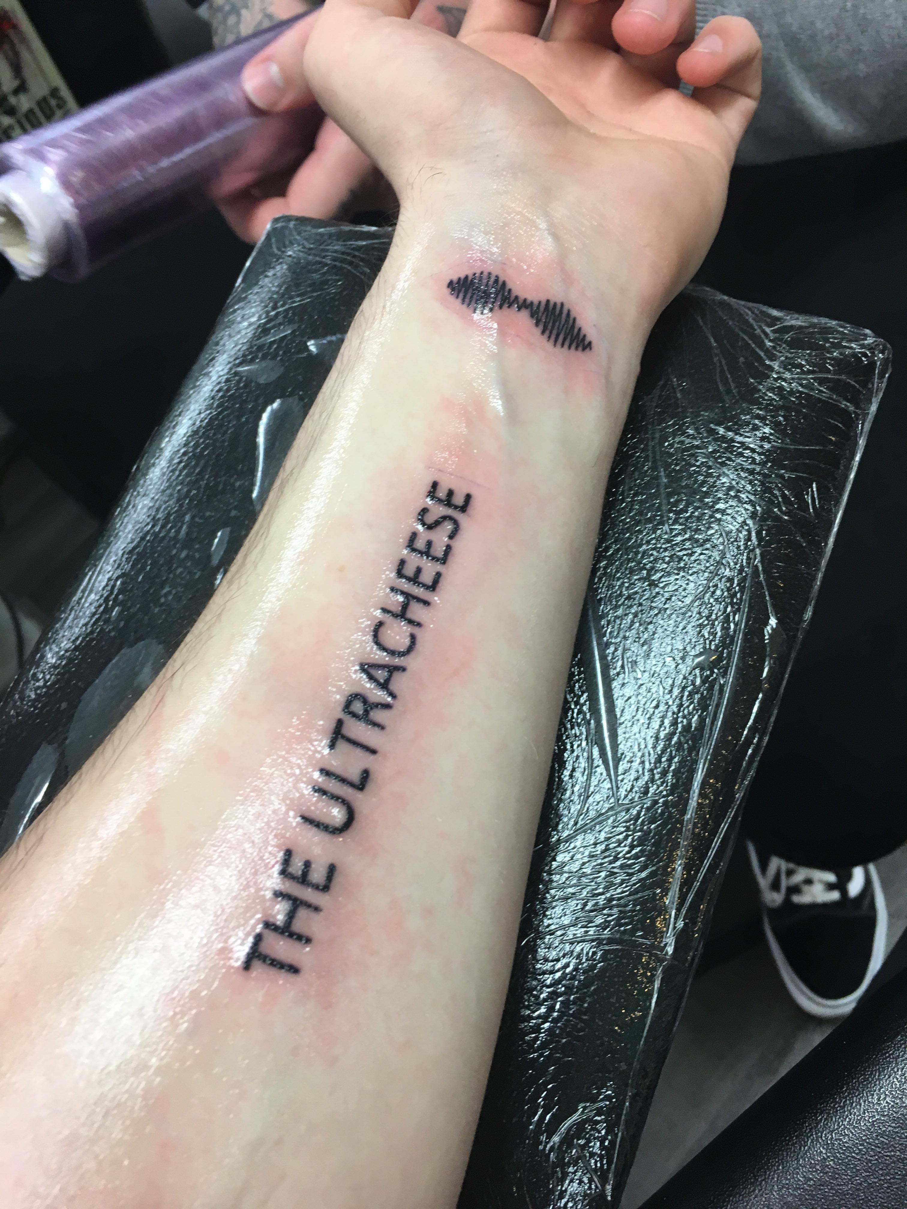 Got my first tattoos today 😍 r/arcticmonkeys