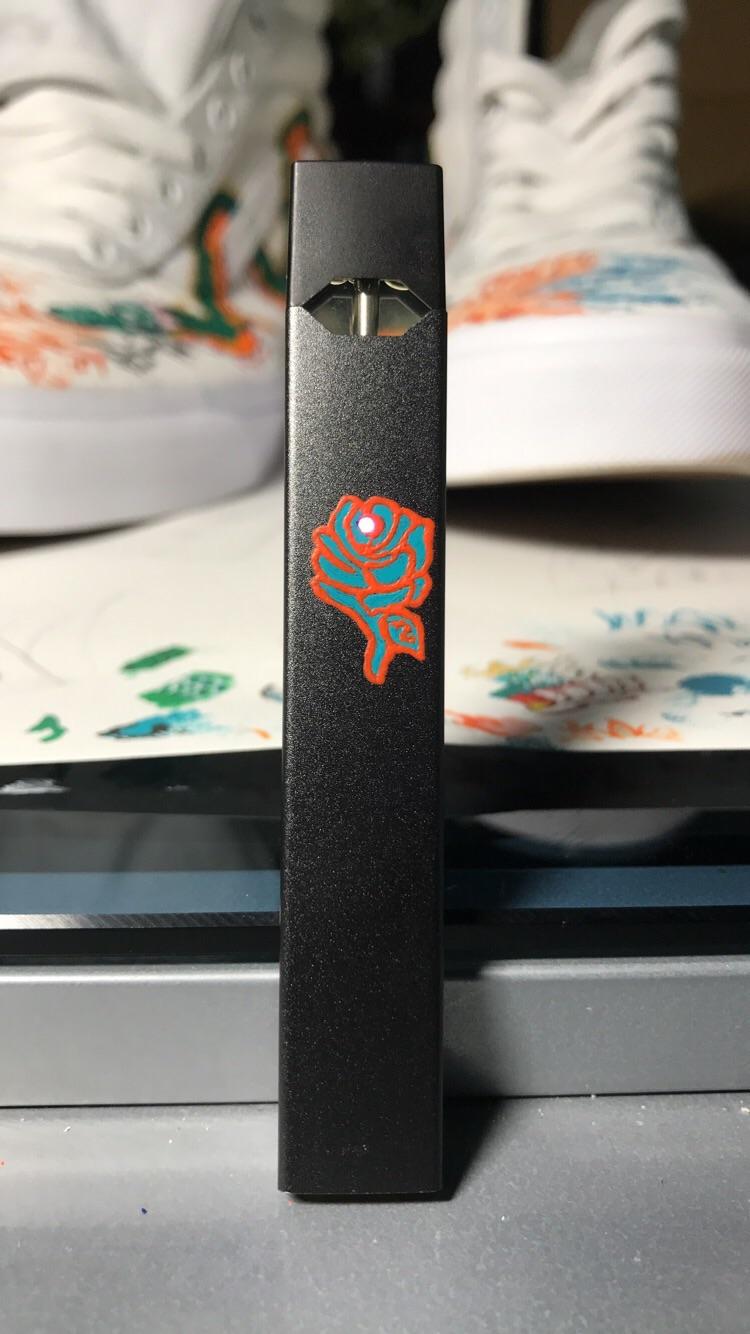 Rose painted juul r/juul