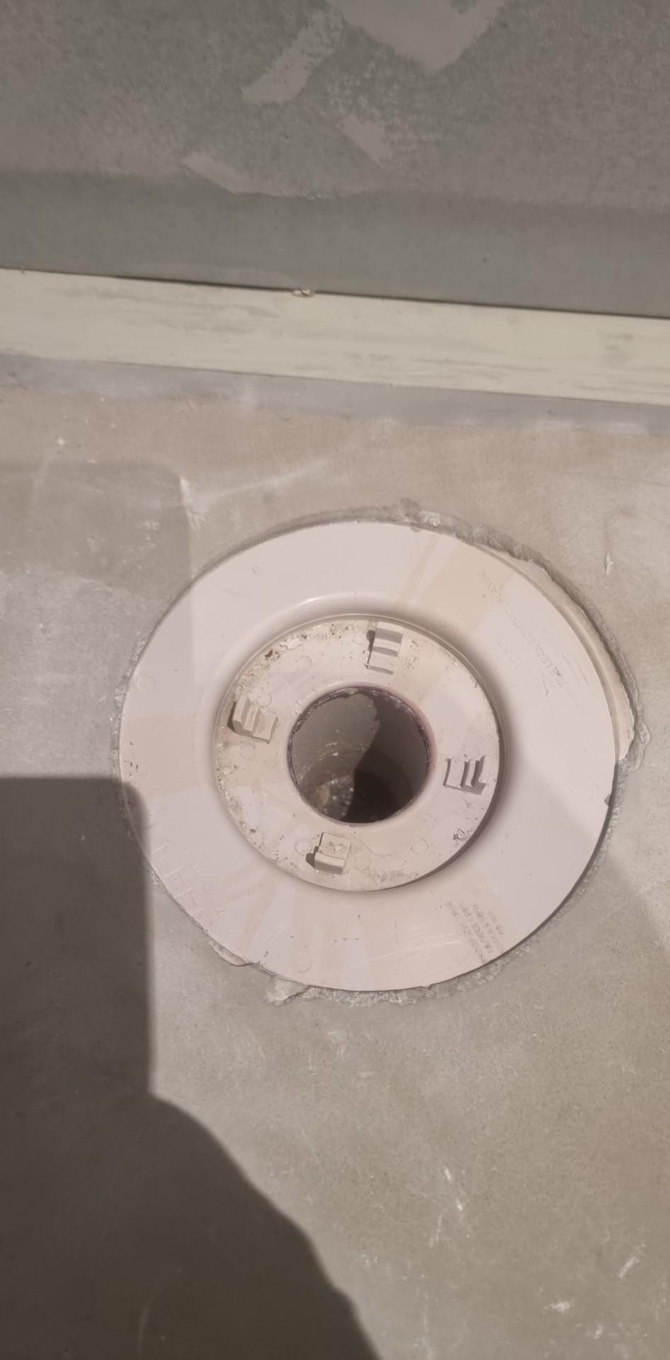 Puddle flange shower grate r/AusRenovation