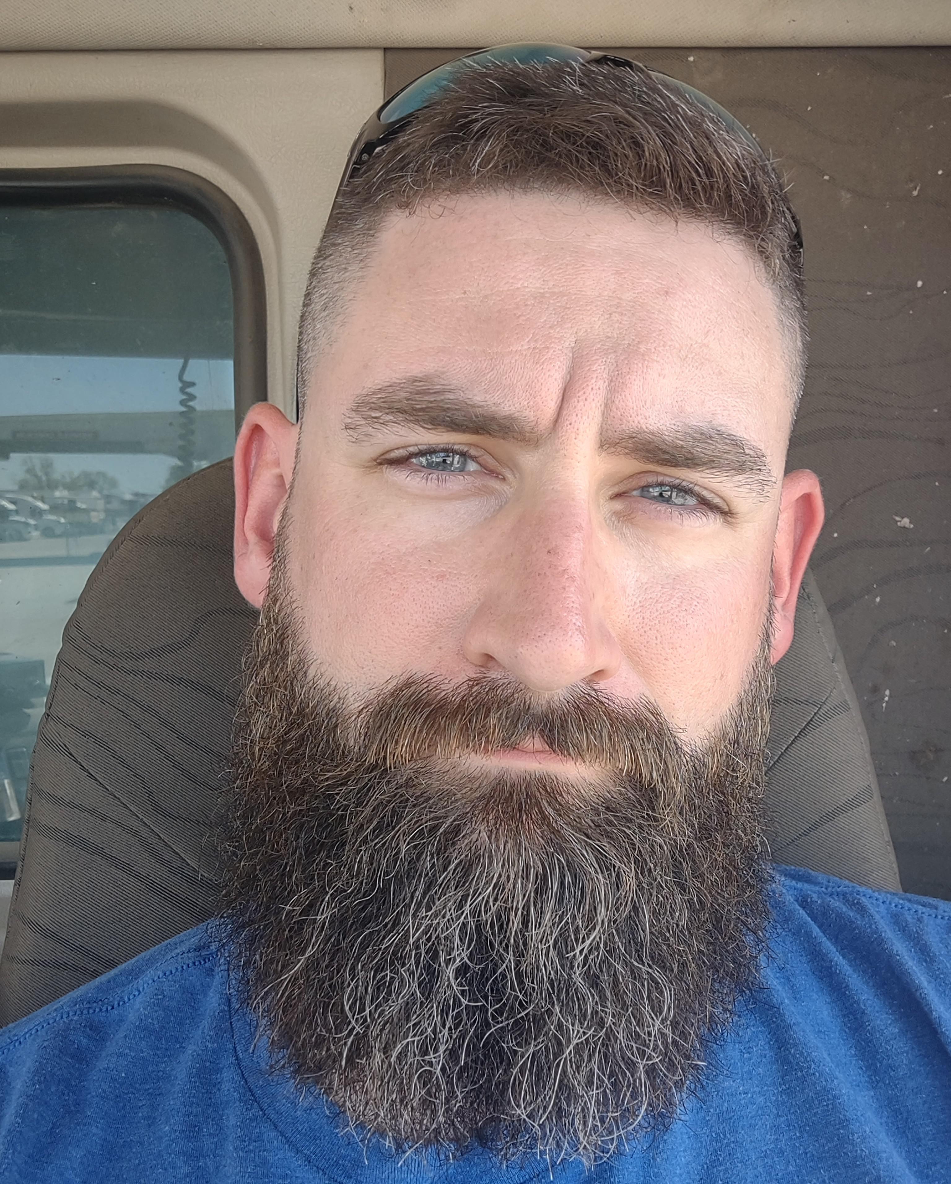 I visited my barber this weekend r/beards