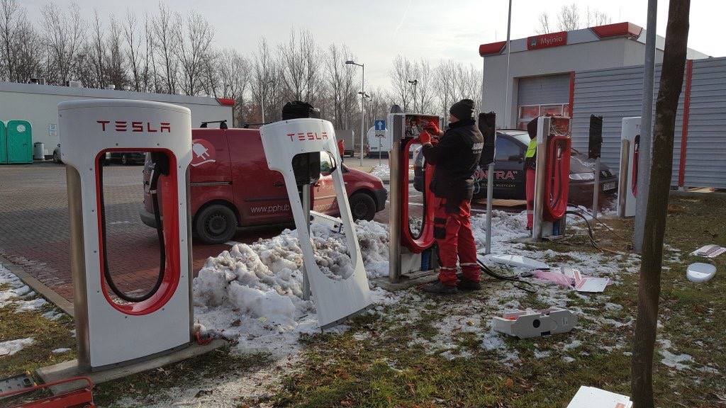 Second SuperCharger in Poland almost ready. (Tesla Blog Polska FB