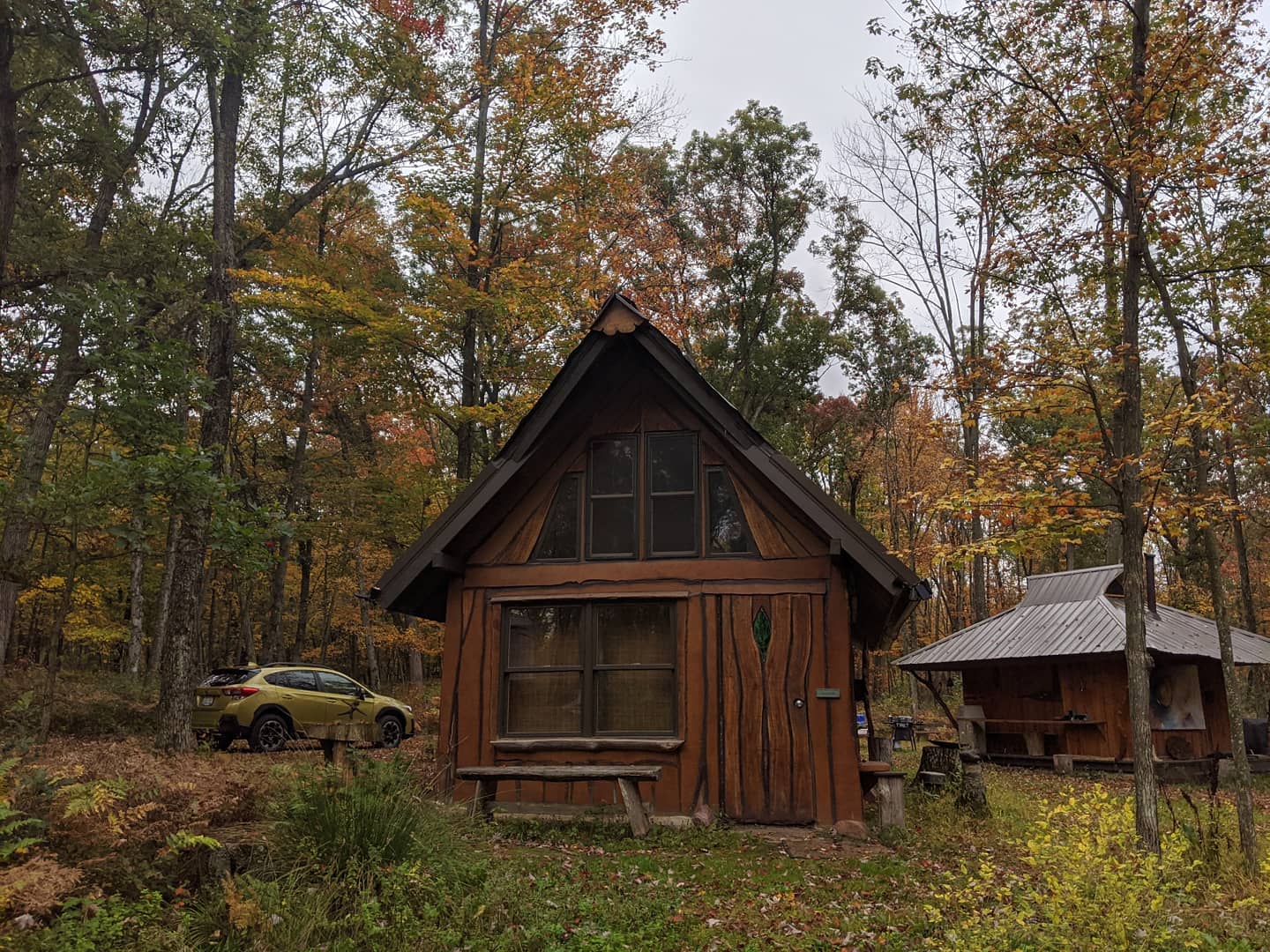 Super sweet off grid cabin near Eau Claire, WI that I like to visit a
