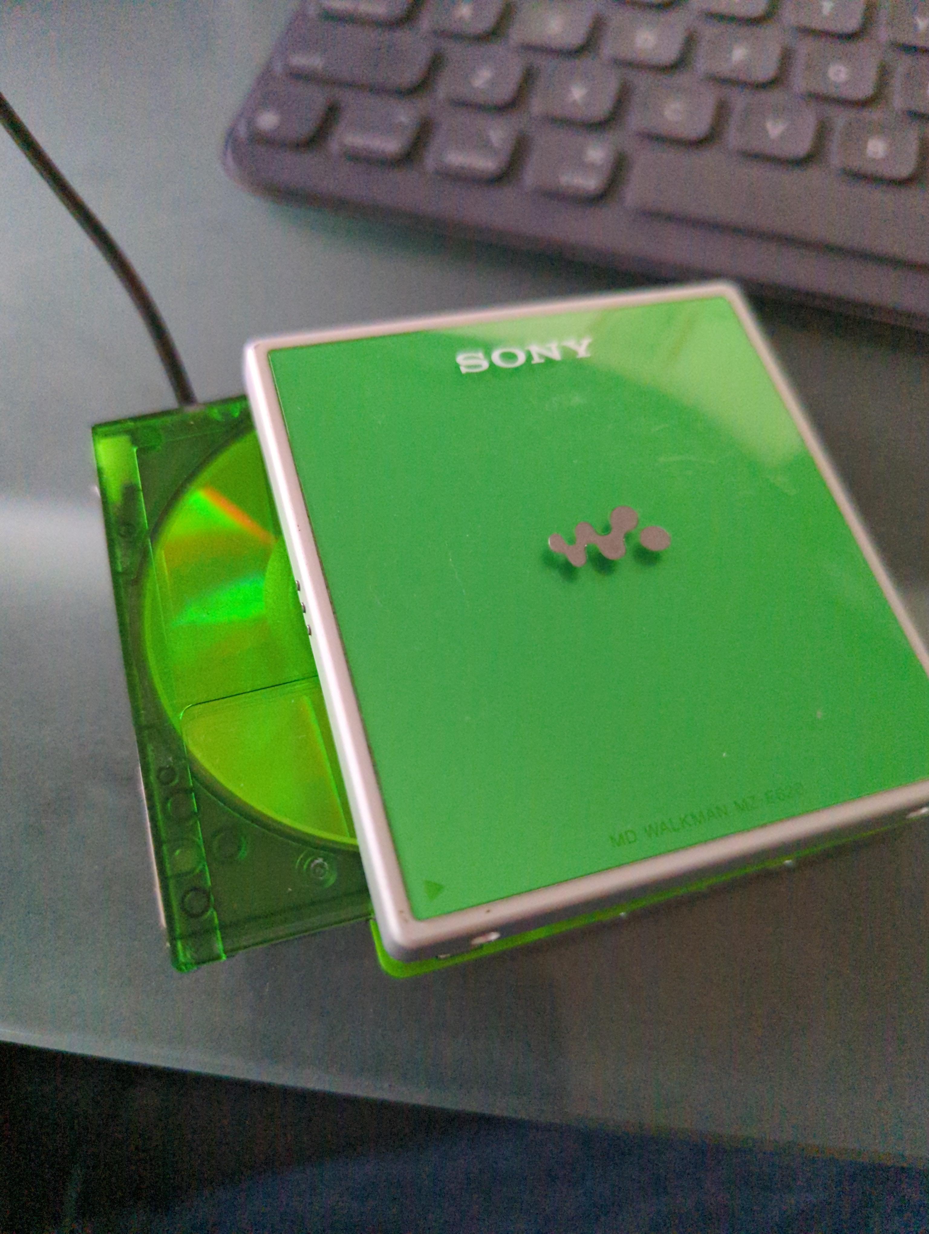 1029 best r/minidisc images on Pholder Brought a new toy to work.
