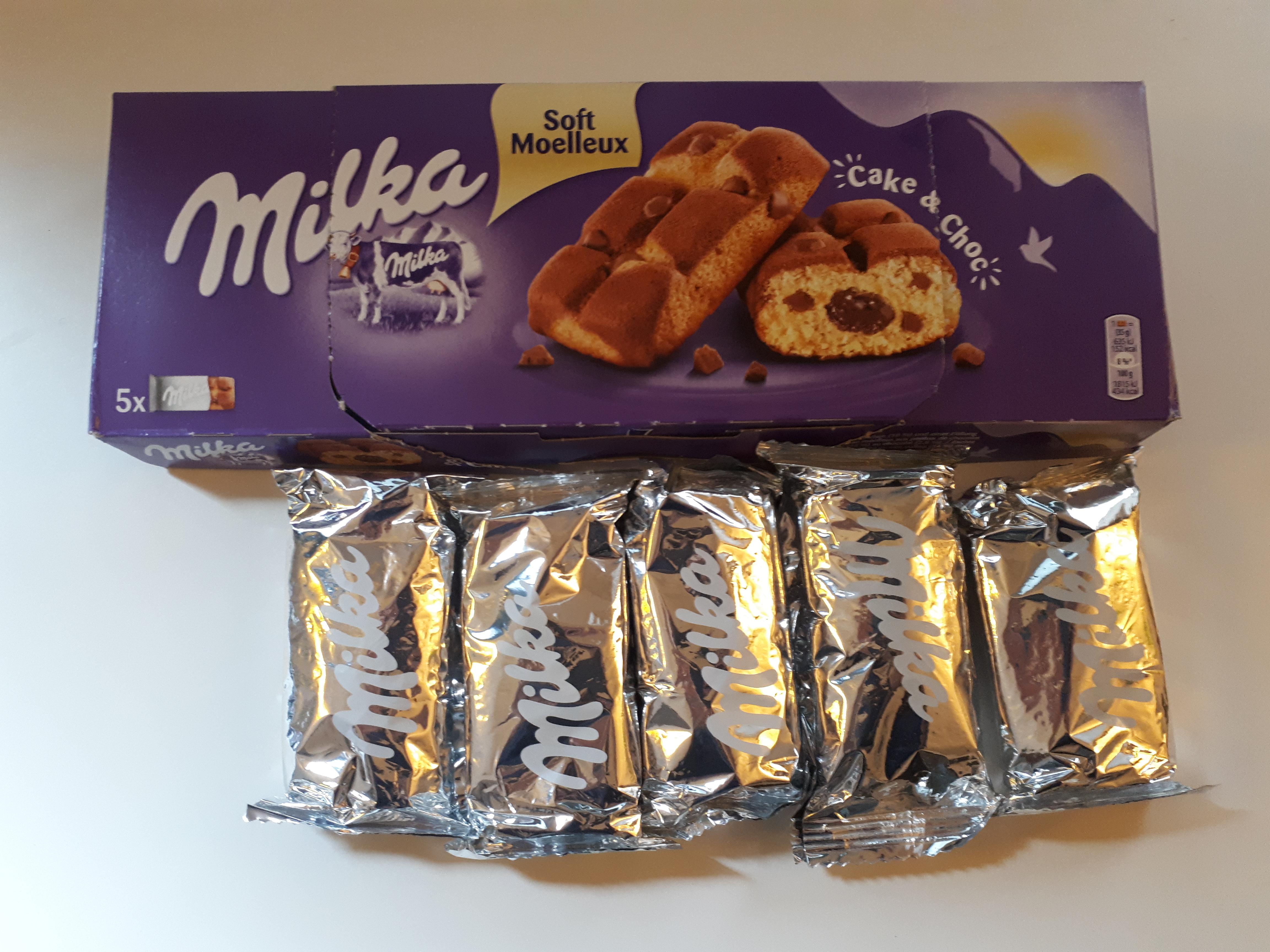 Milka Chocolate Cakes box designed to hold 6, but only contains 5