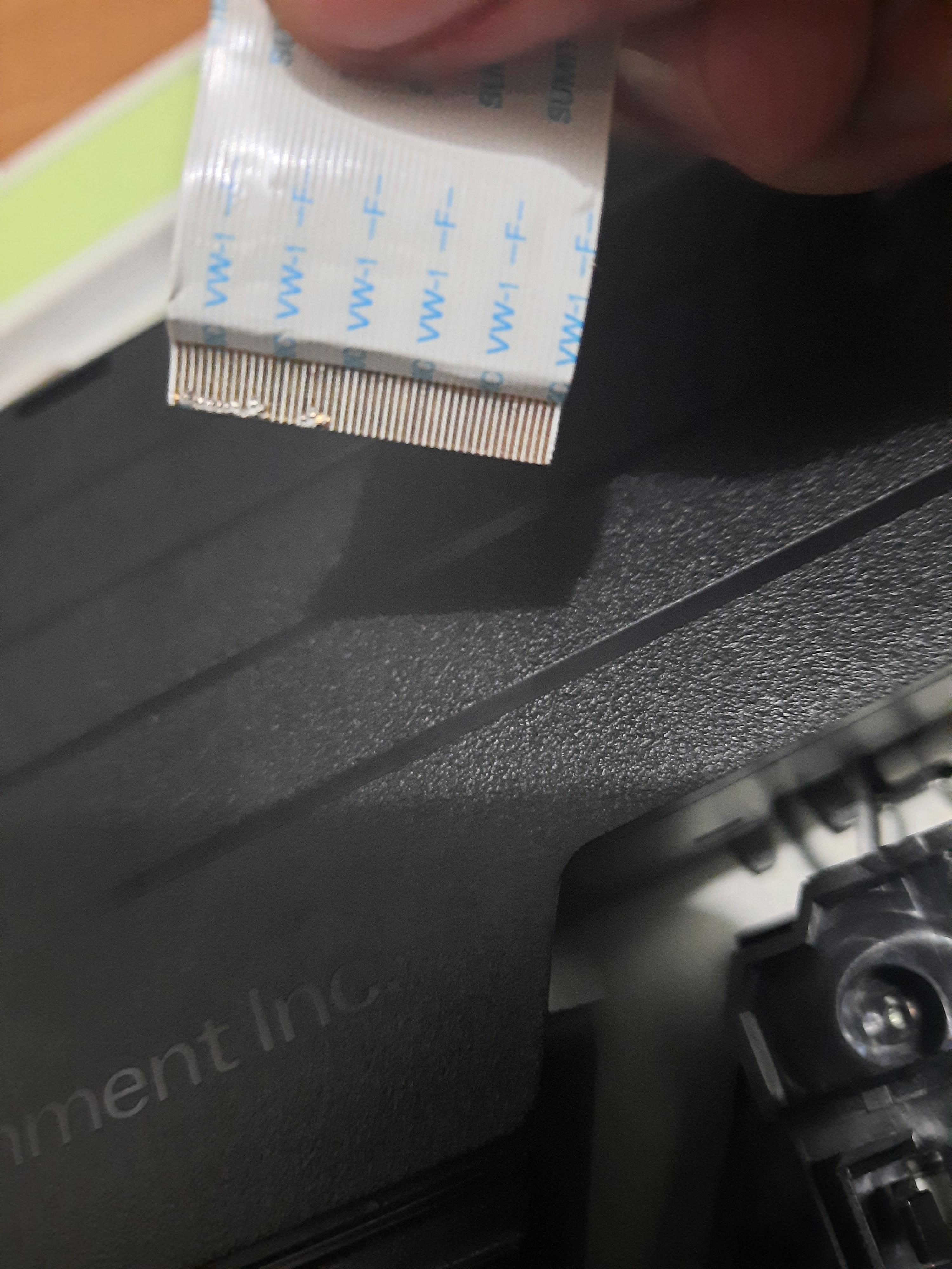 How can i fix this ribbon cable for the disc drive? r/PS3