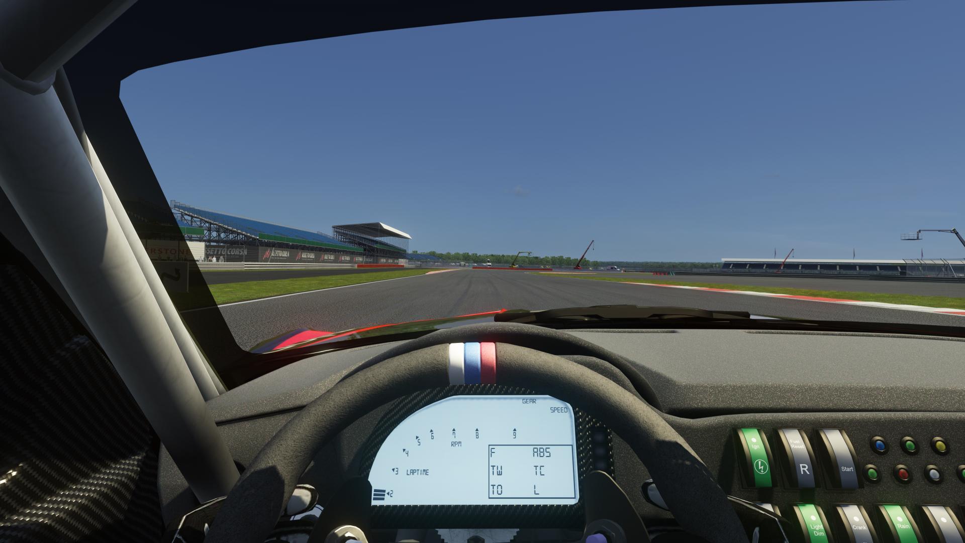 (Assetto Corsa) Does anyone know why the gear, speed and assist display