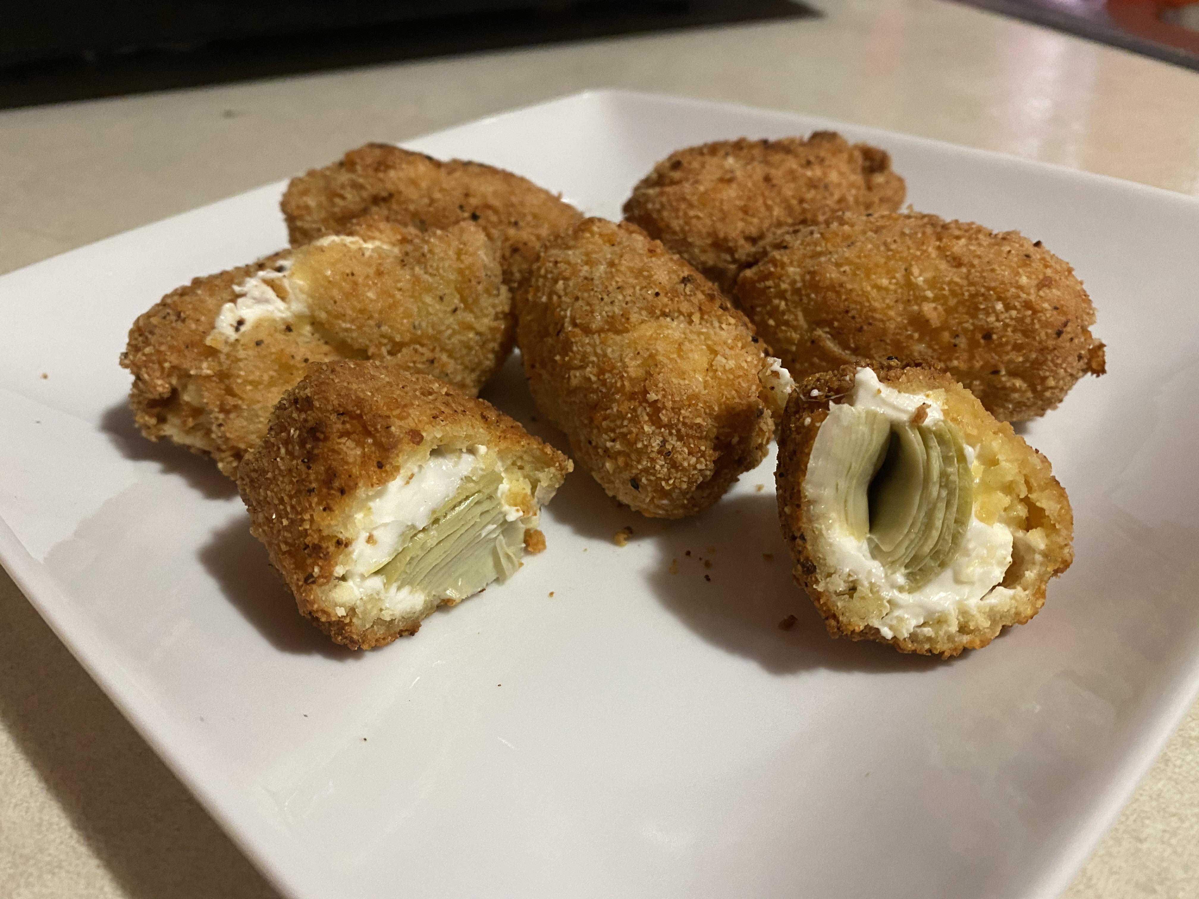 [Homemade] Fried cream cheese stuffed artichoke hearts r/food