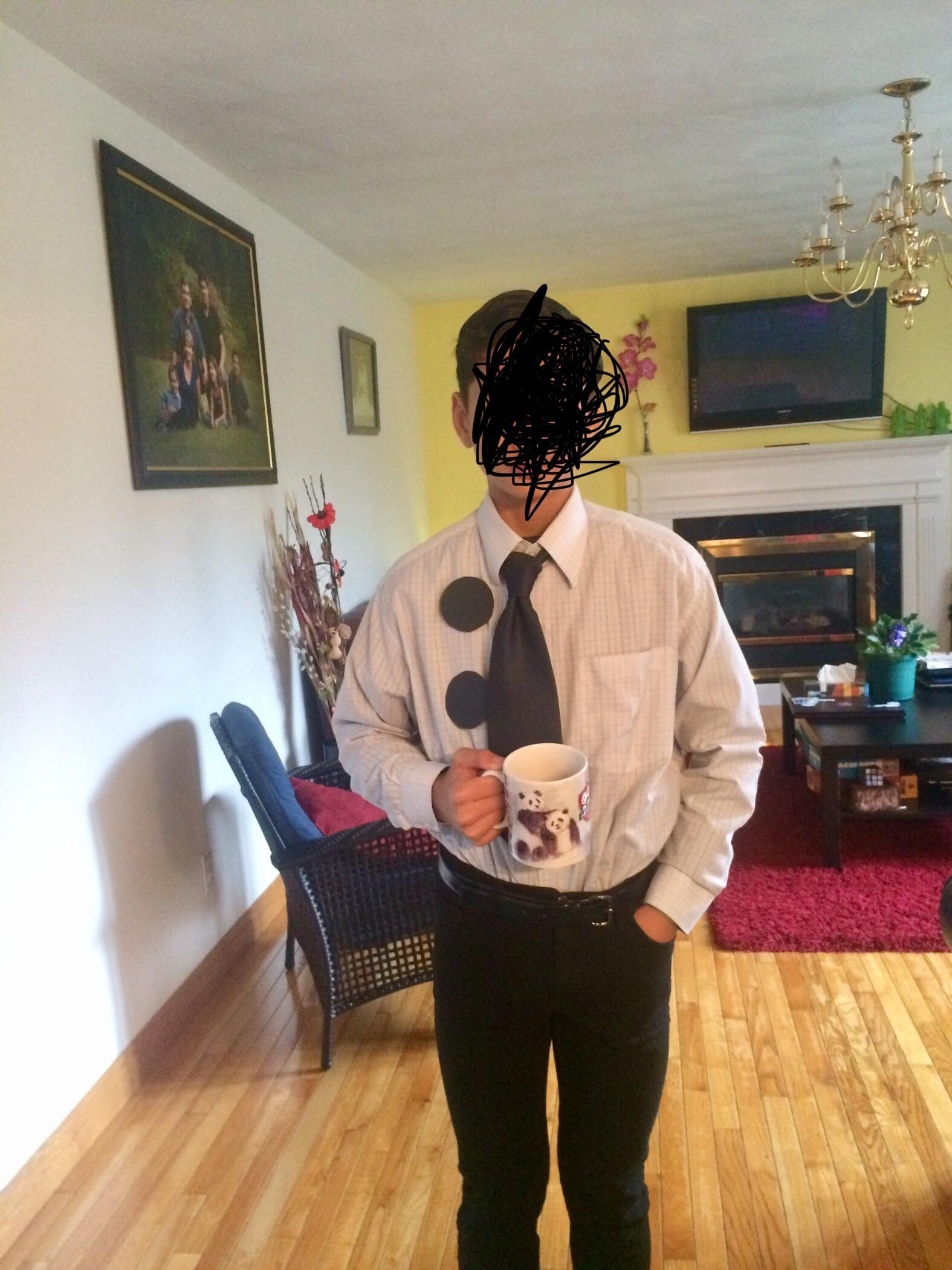 Dressed up as 3hole punch jim for Halloween r/DunderMifflin