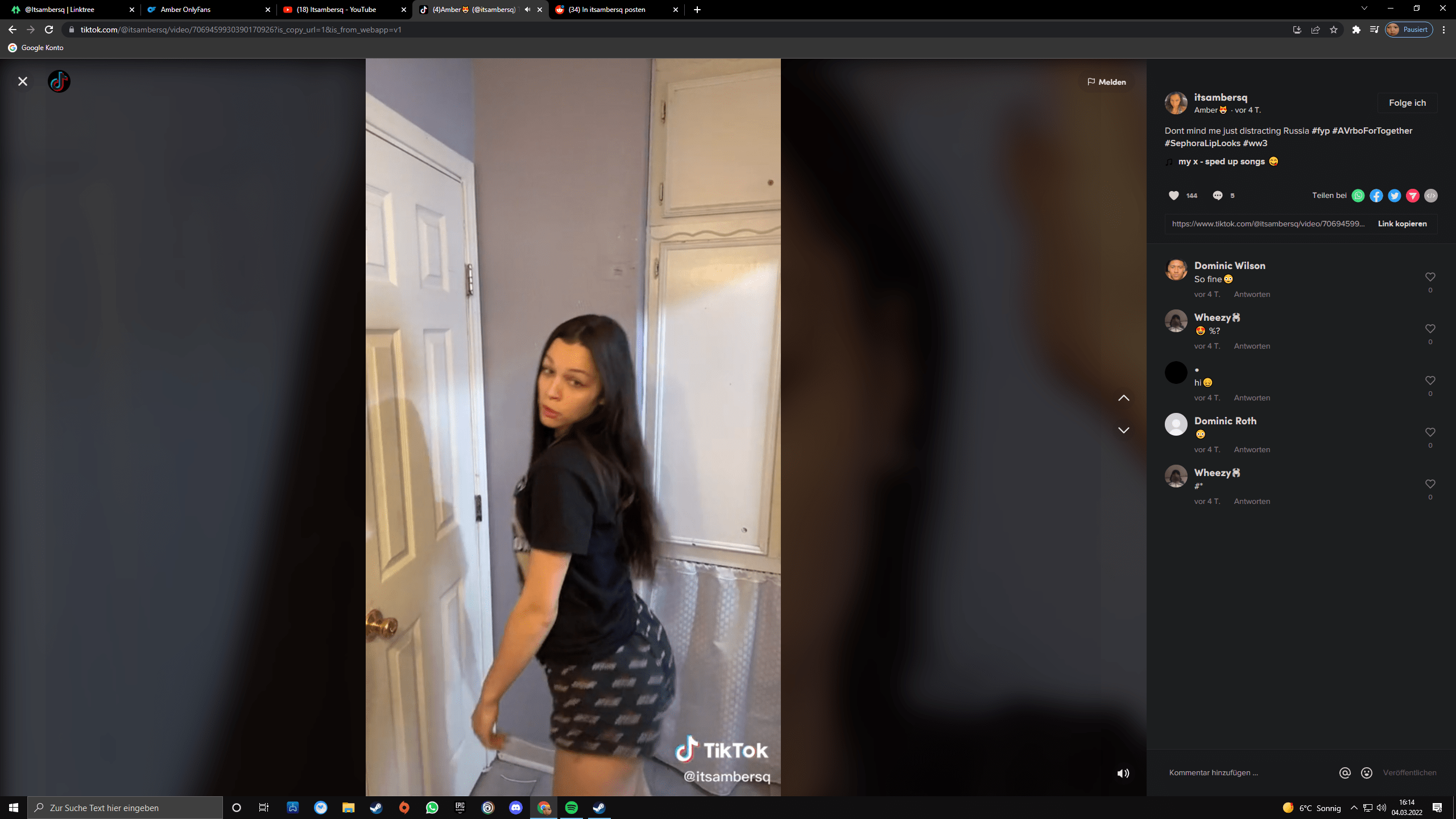 you guys need to check her tiktok : itsambersq