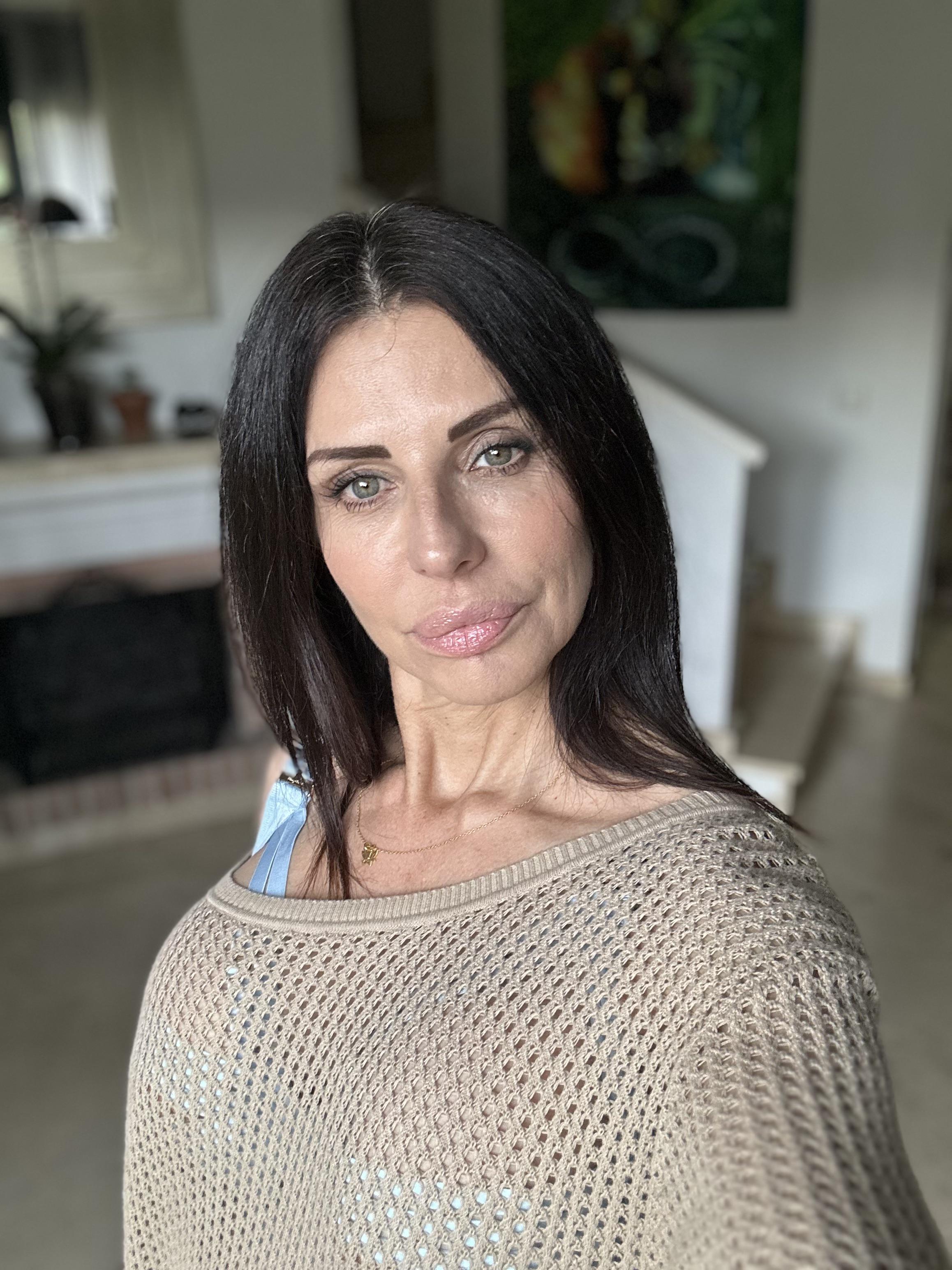 Miss Fox (u/Miss-Jade-Fox) - Reddit