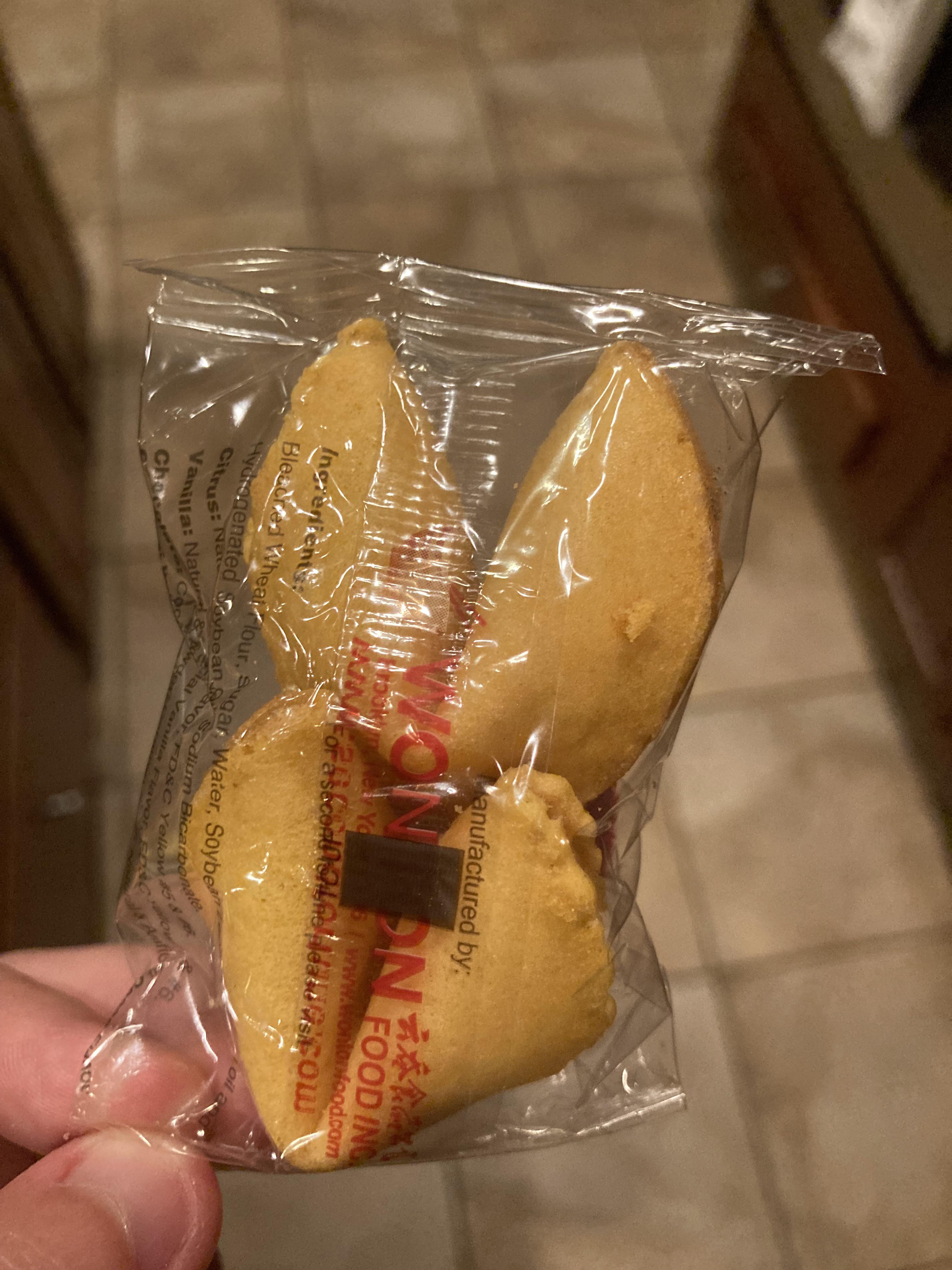 Double fortune cookie r/mildlyinteresting