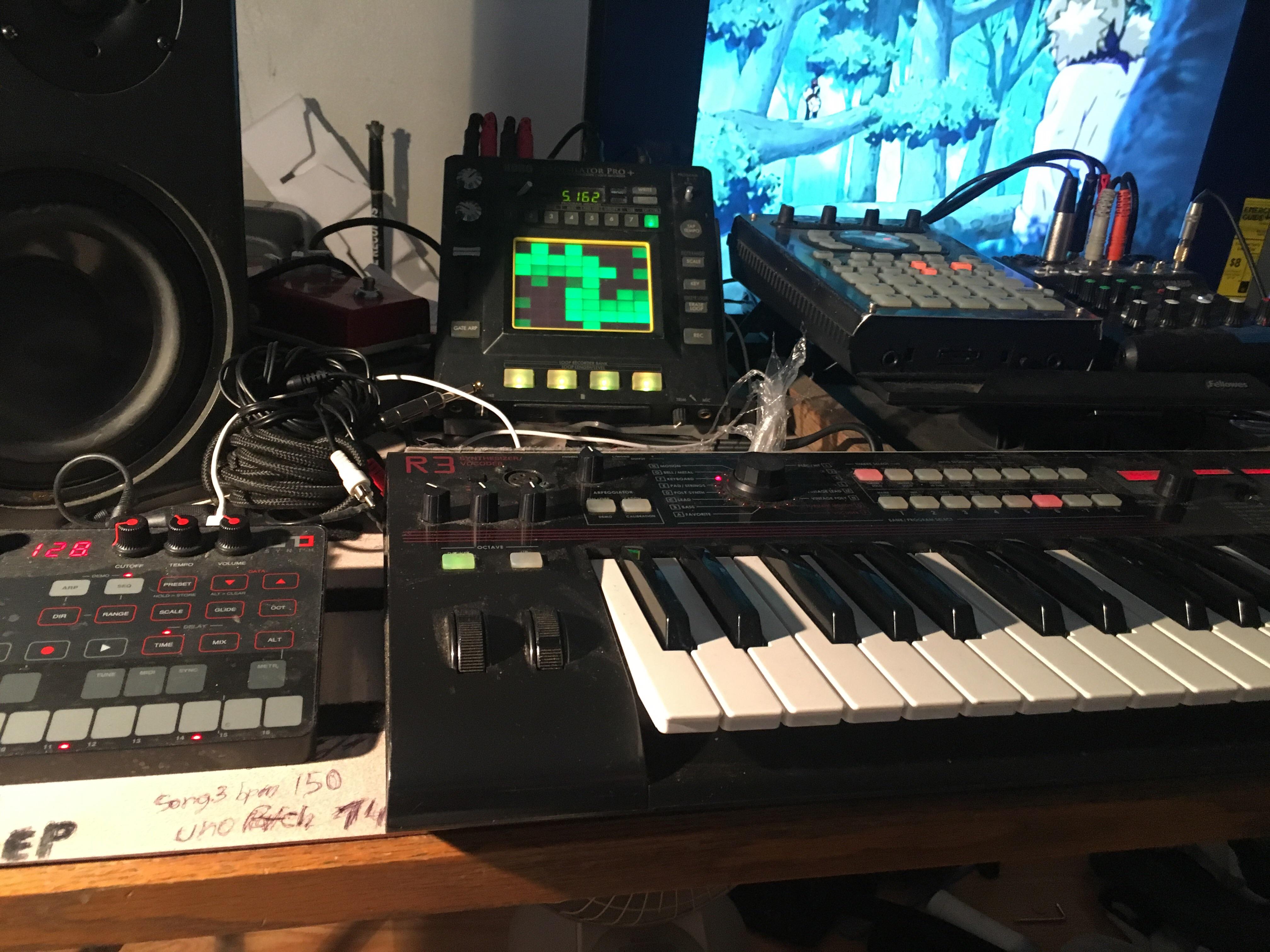 Here???s my MBS it???s a R3 going into a kaossilator pro +. Then I