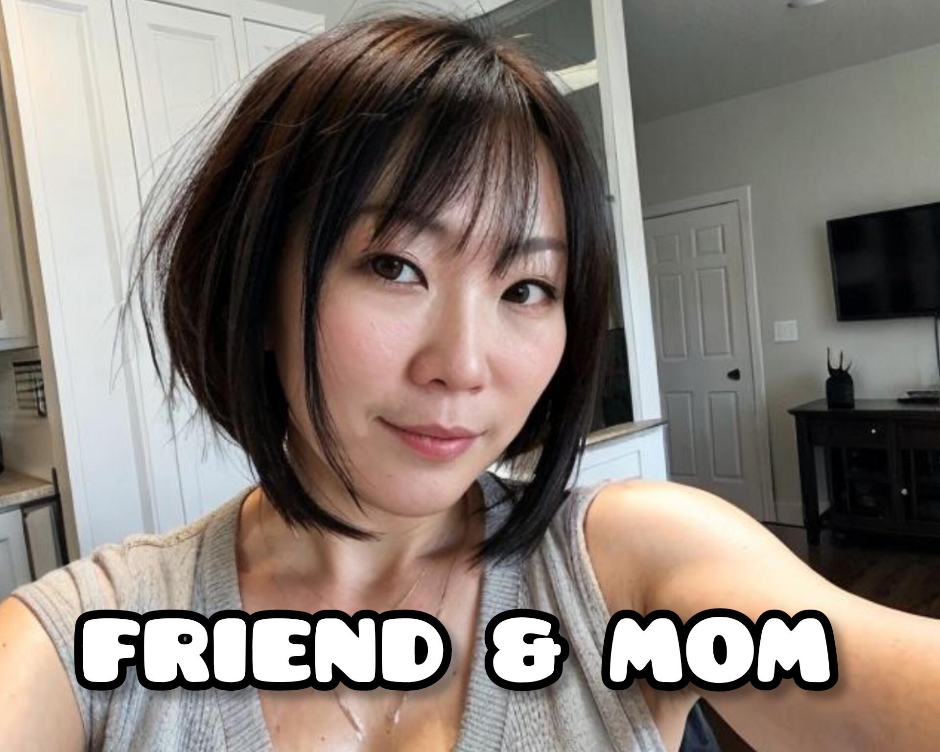 Friend & Mom : SextStories