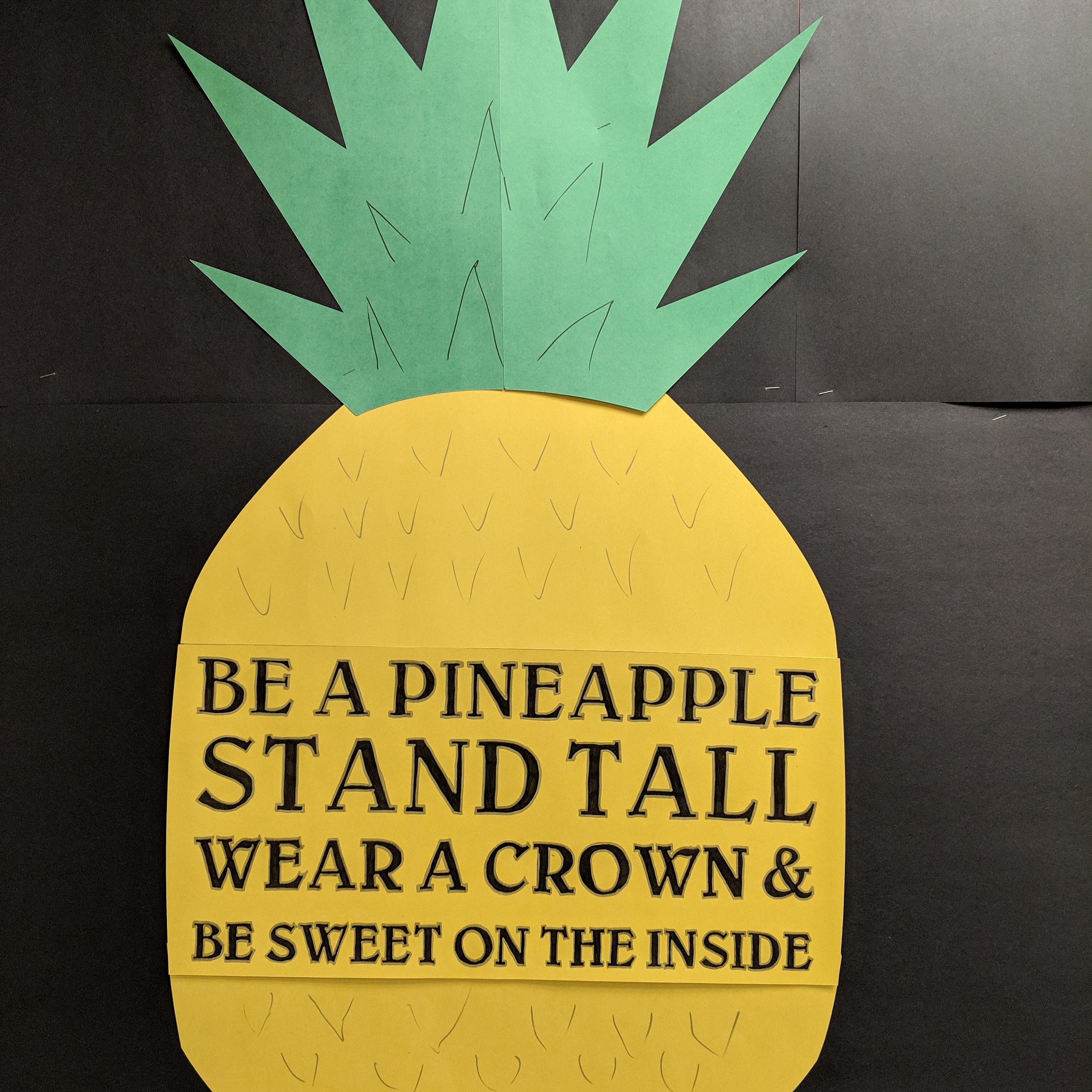 50" Pineapple bulletin board r/cricut