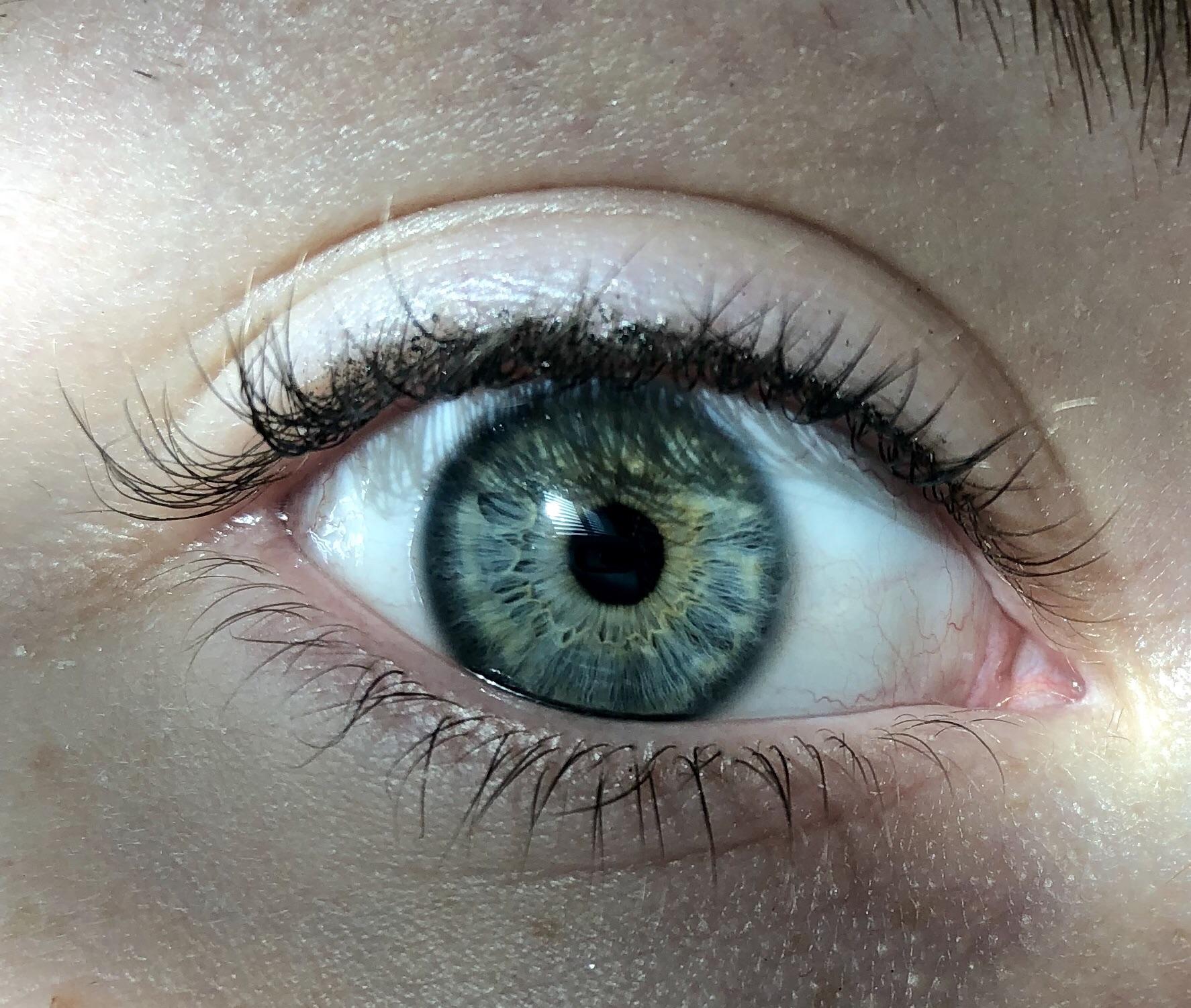 I was always jealous of the green eyes that run in my family but I’ve recently embraced my blues