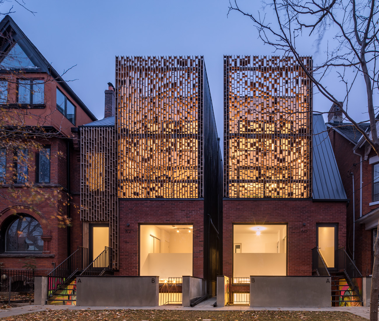 Brick patterned screens on a couple of Victorian homes in Toronto r/ArchitecturePorn
