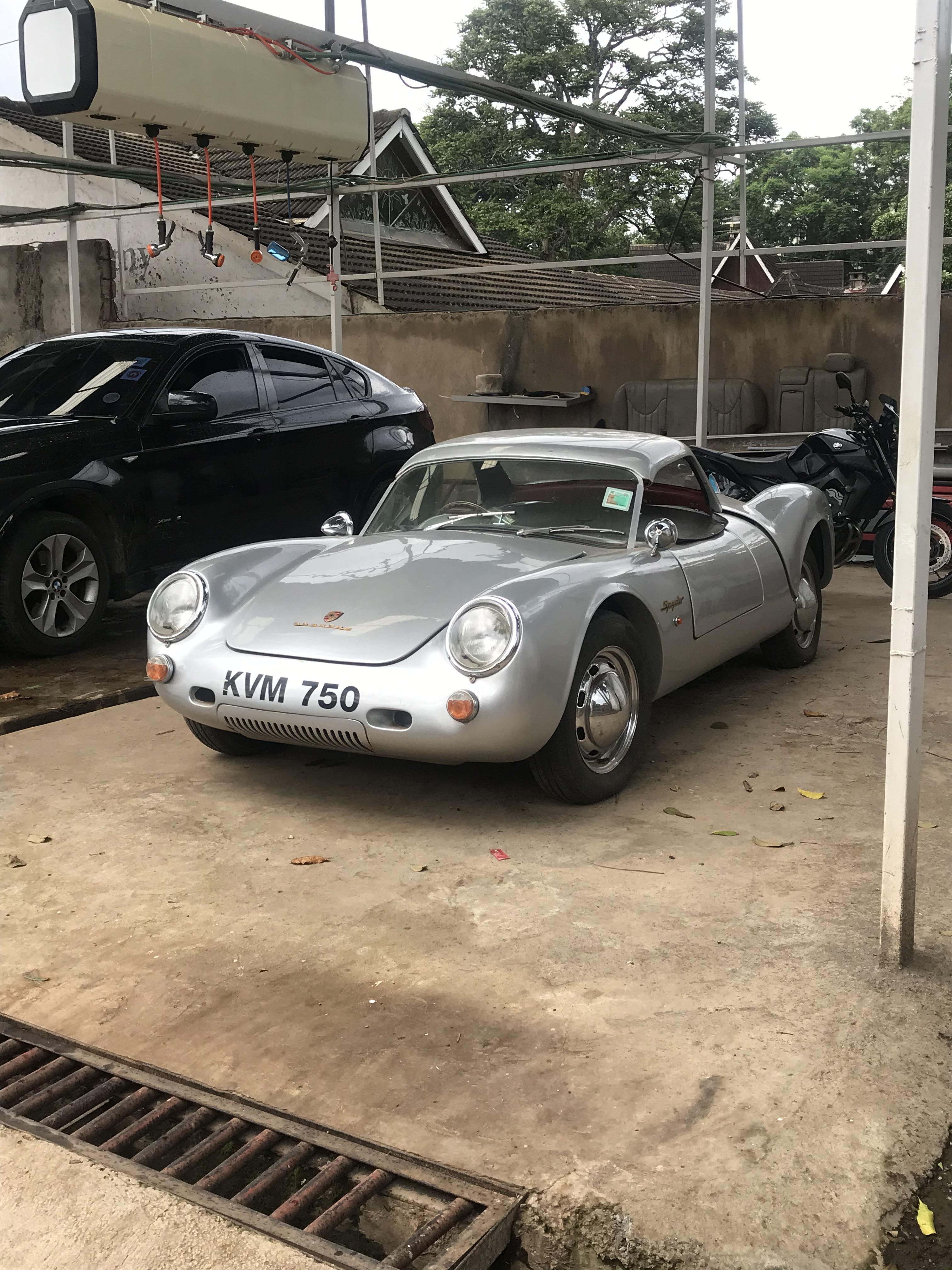 Porsche Spider. Nairobi, kenya! How much are these worth? r/carporn