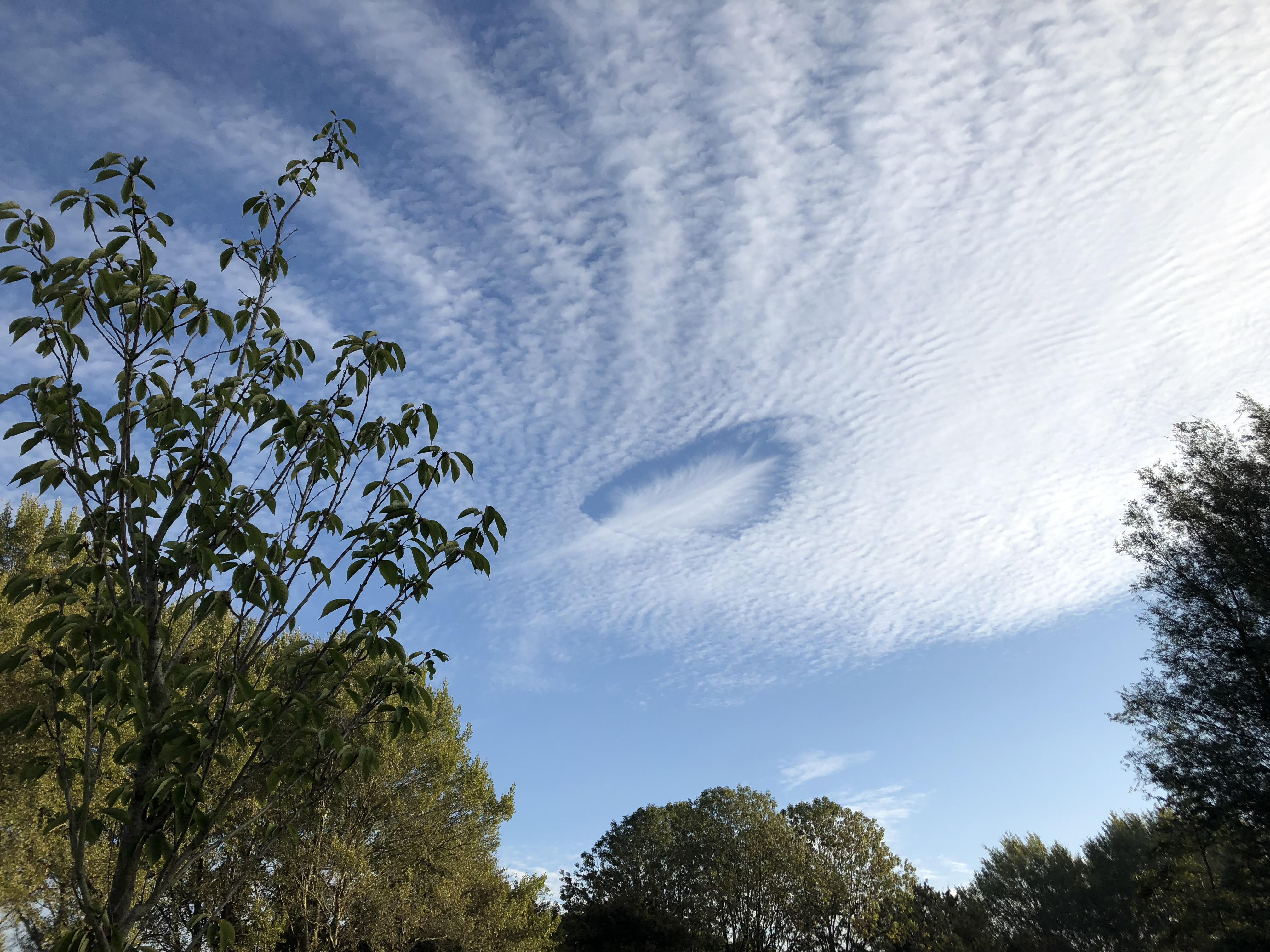 A horseshoe cloud? r/CLOUDS