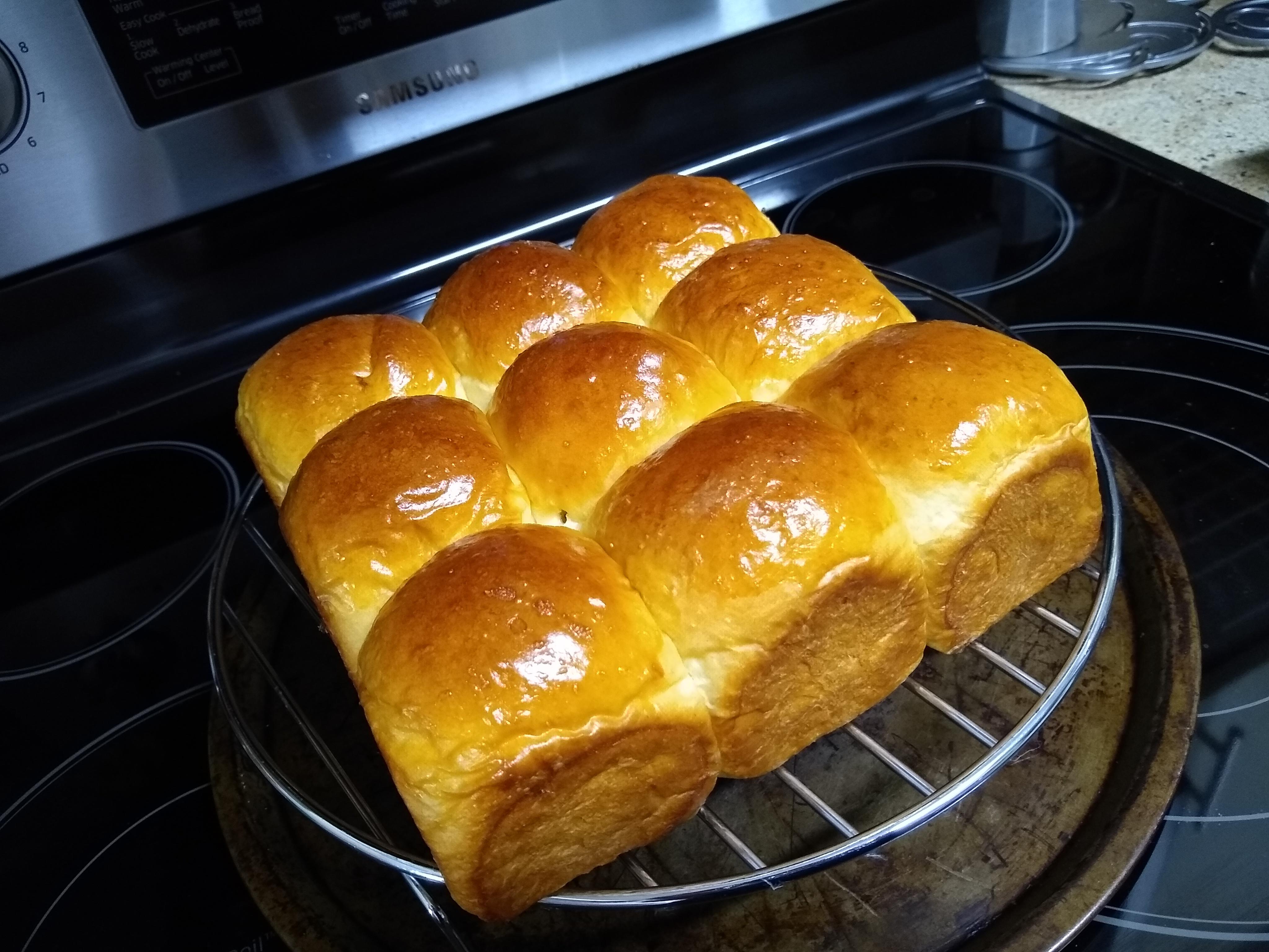 Japanese milk bread rolls, they were a hit r/Breadit