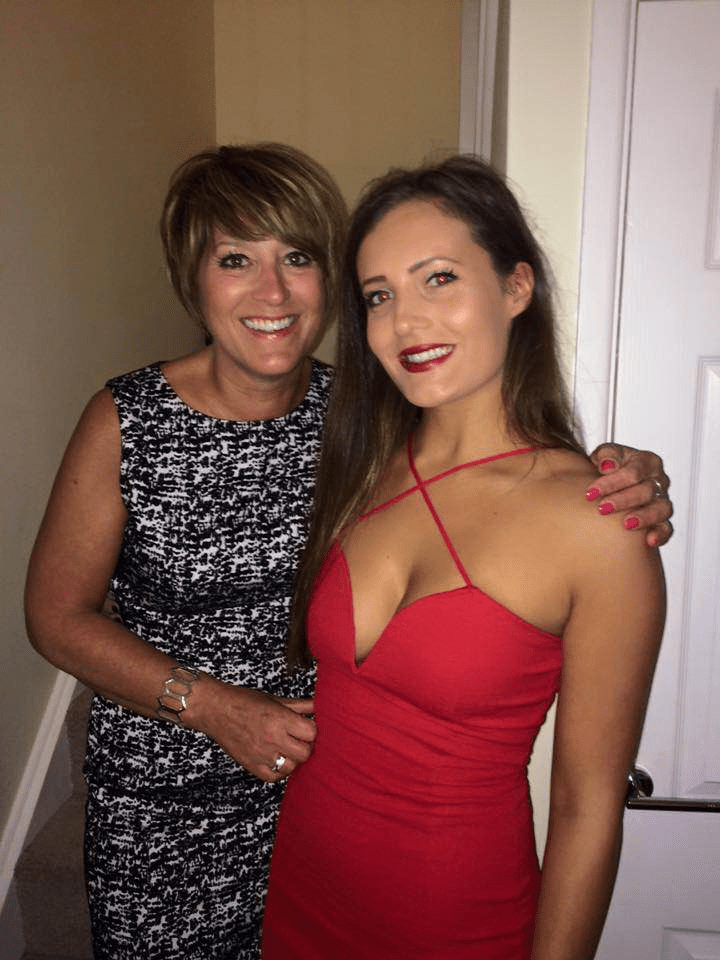 Mom Fucks Teen Girl