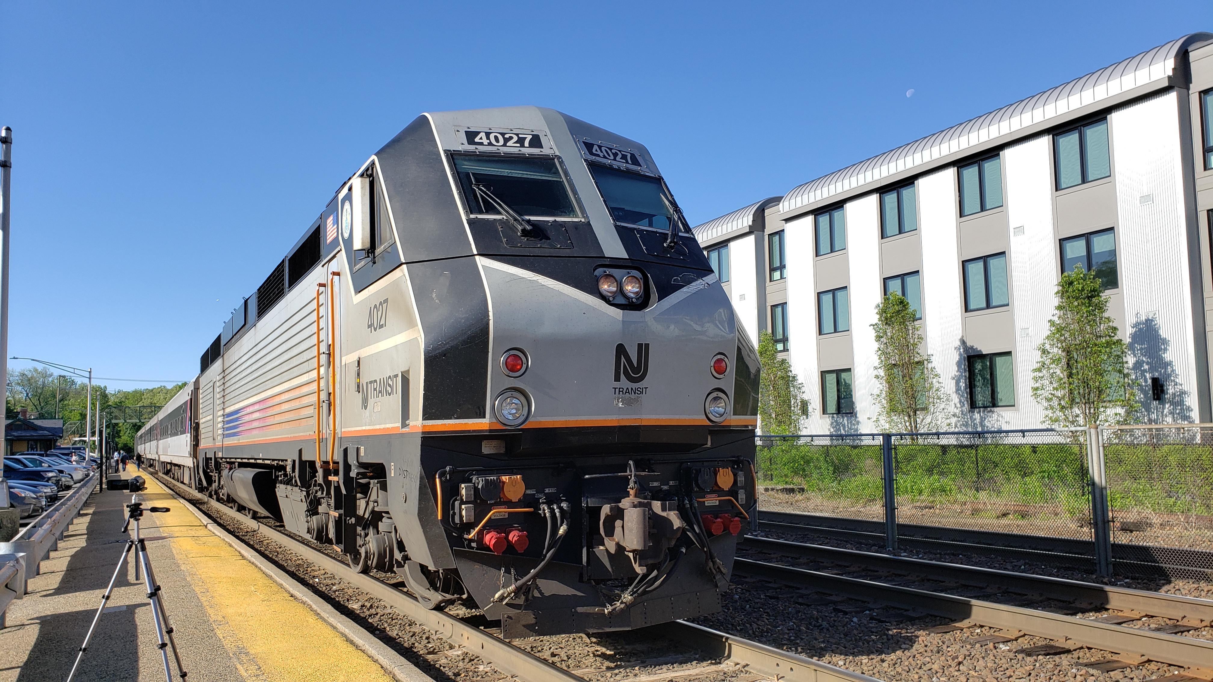 An NJT PL42AChauled Bergen County Line train arrives at its final stop