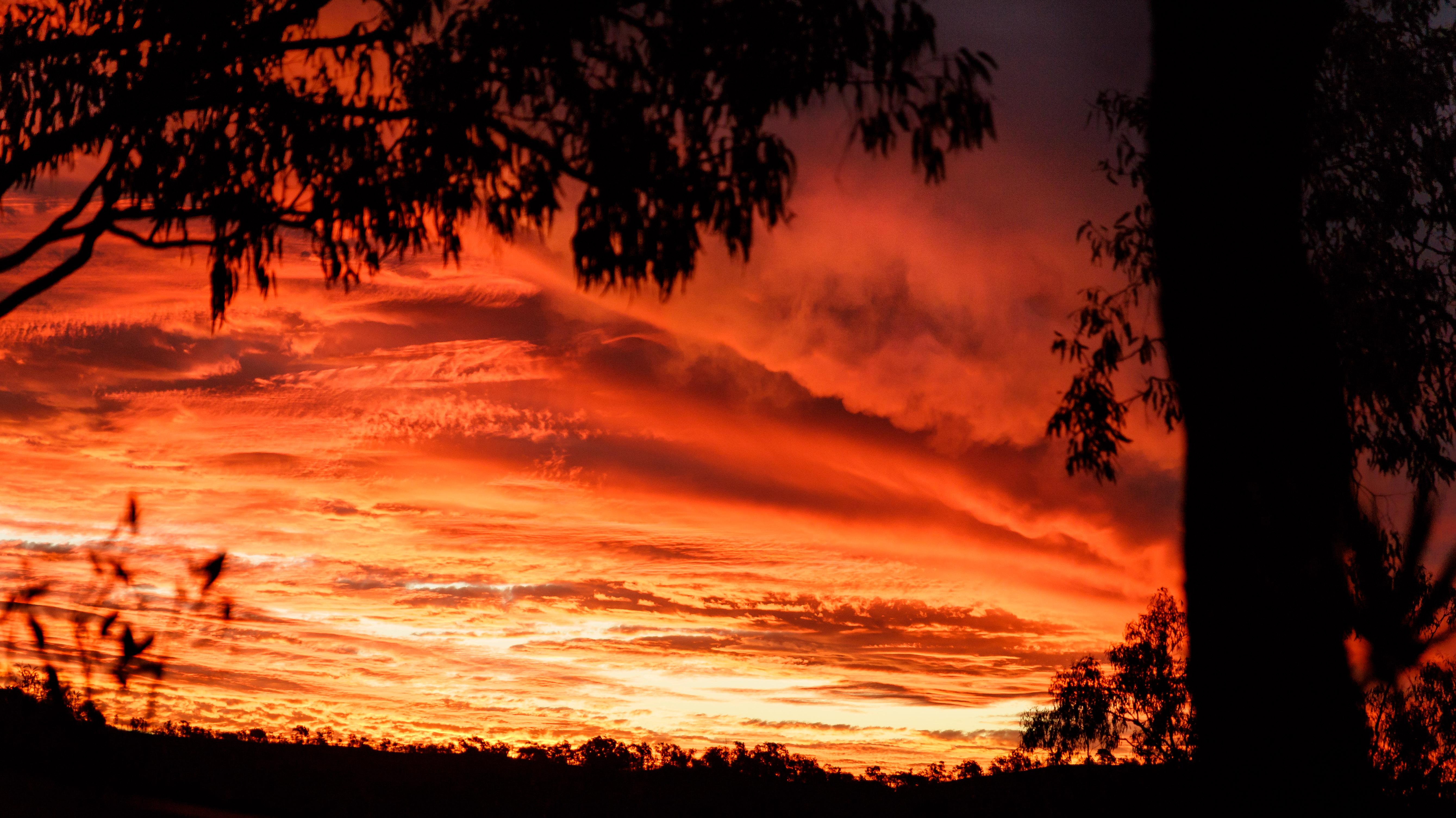 The sunset over Central Queensland this arvo was insane, taken from my