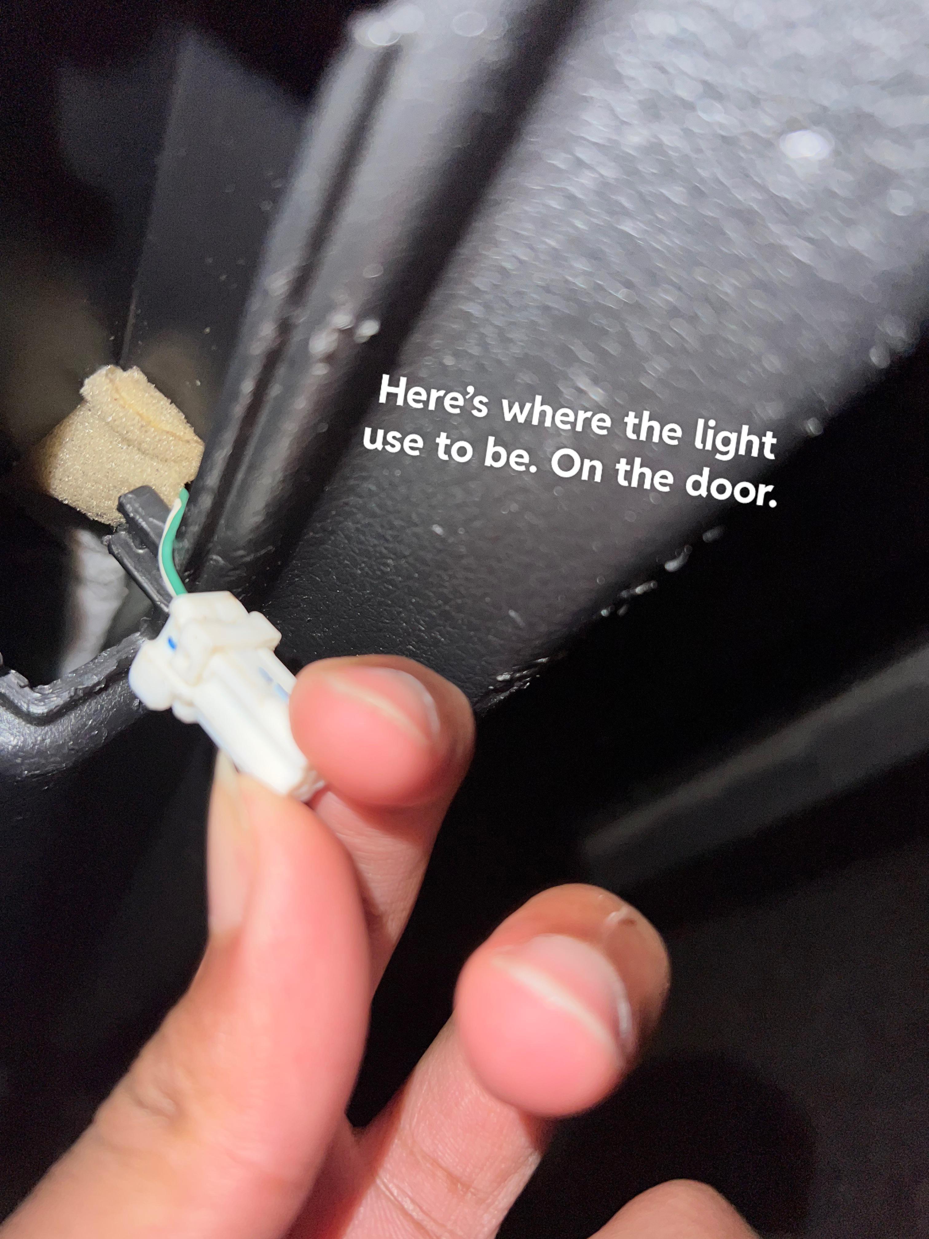 Altima 2014, Door light broke off after that, every other interior