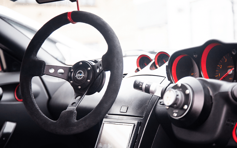 are quick release steering wheels legal to have on your car in the UK i