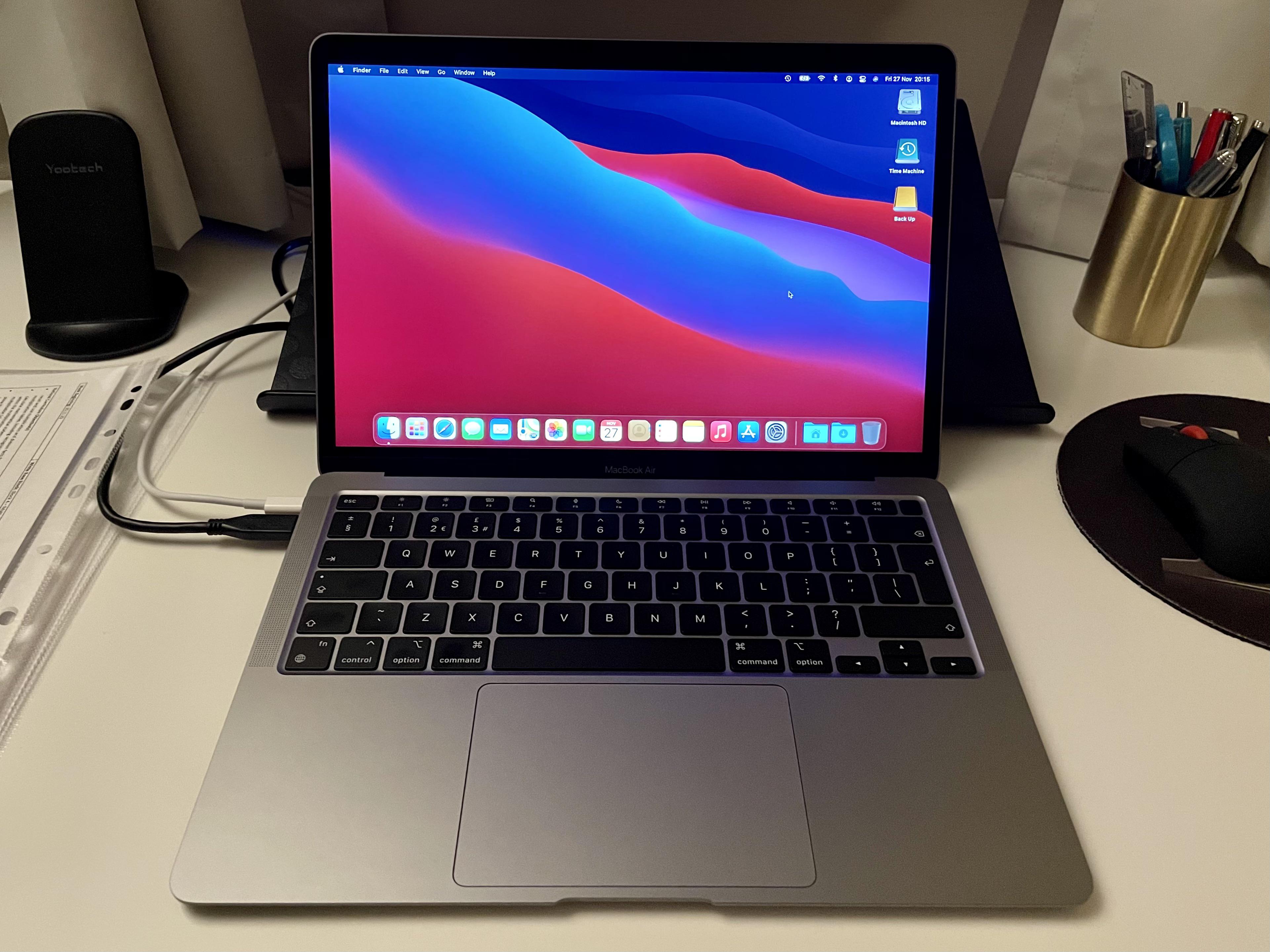 So I bought this beast yesterday... base MacBook Air M1 2020 r/macbookair