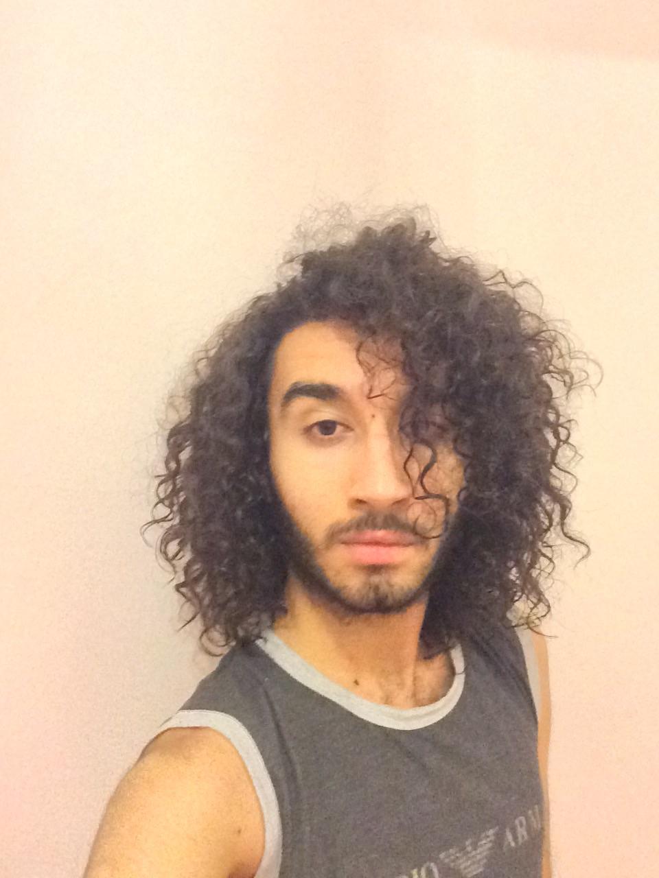 (After shower pic) my hair got long ! r/curlyhair