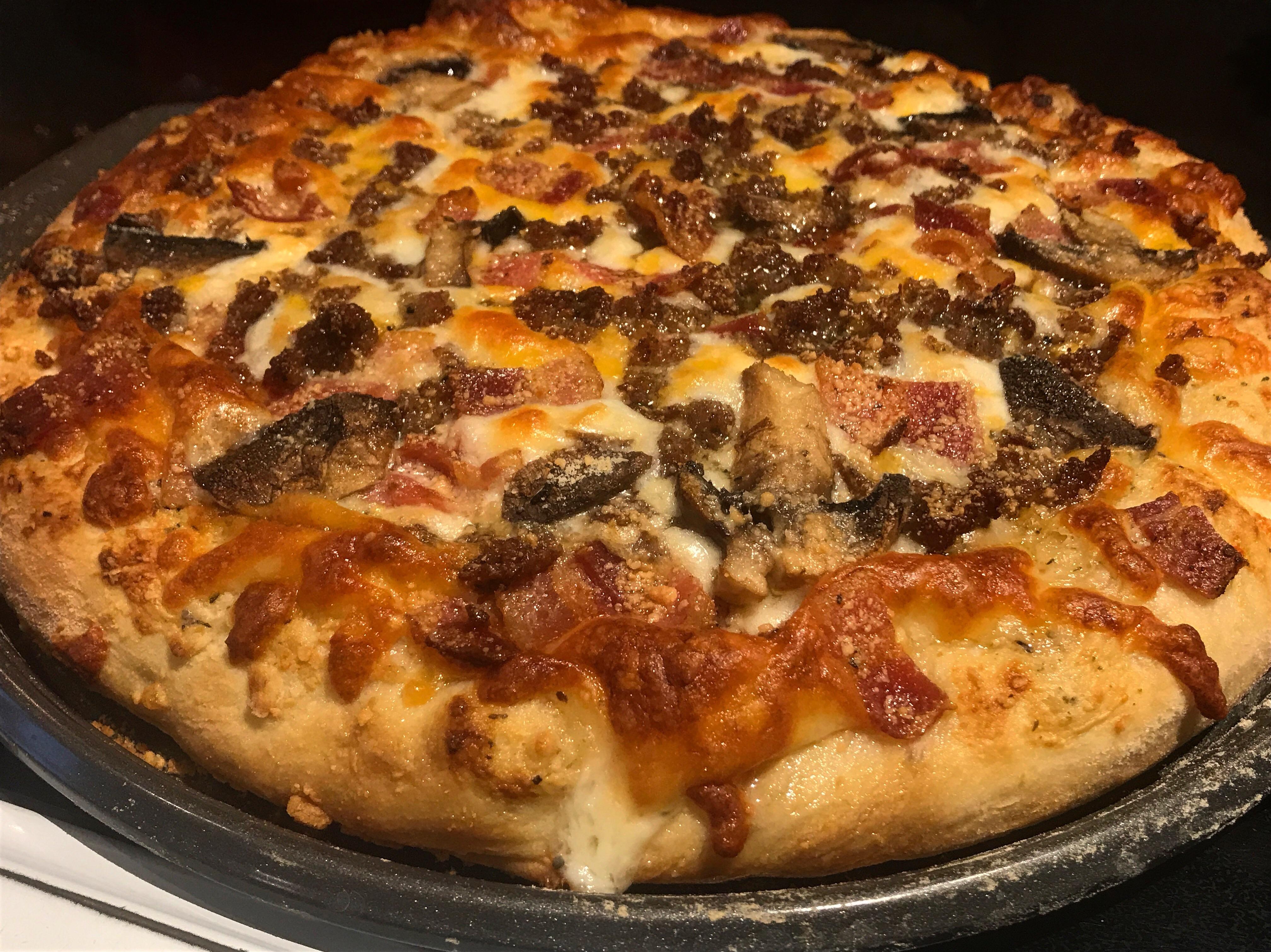 [Homemade] White meat lovers pizza r/food